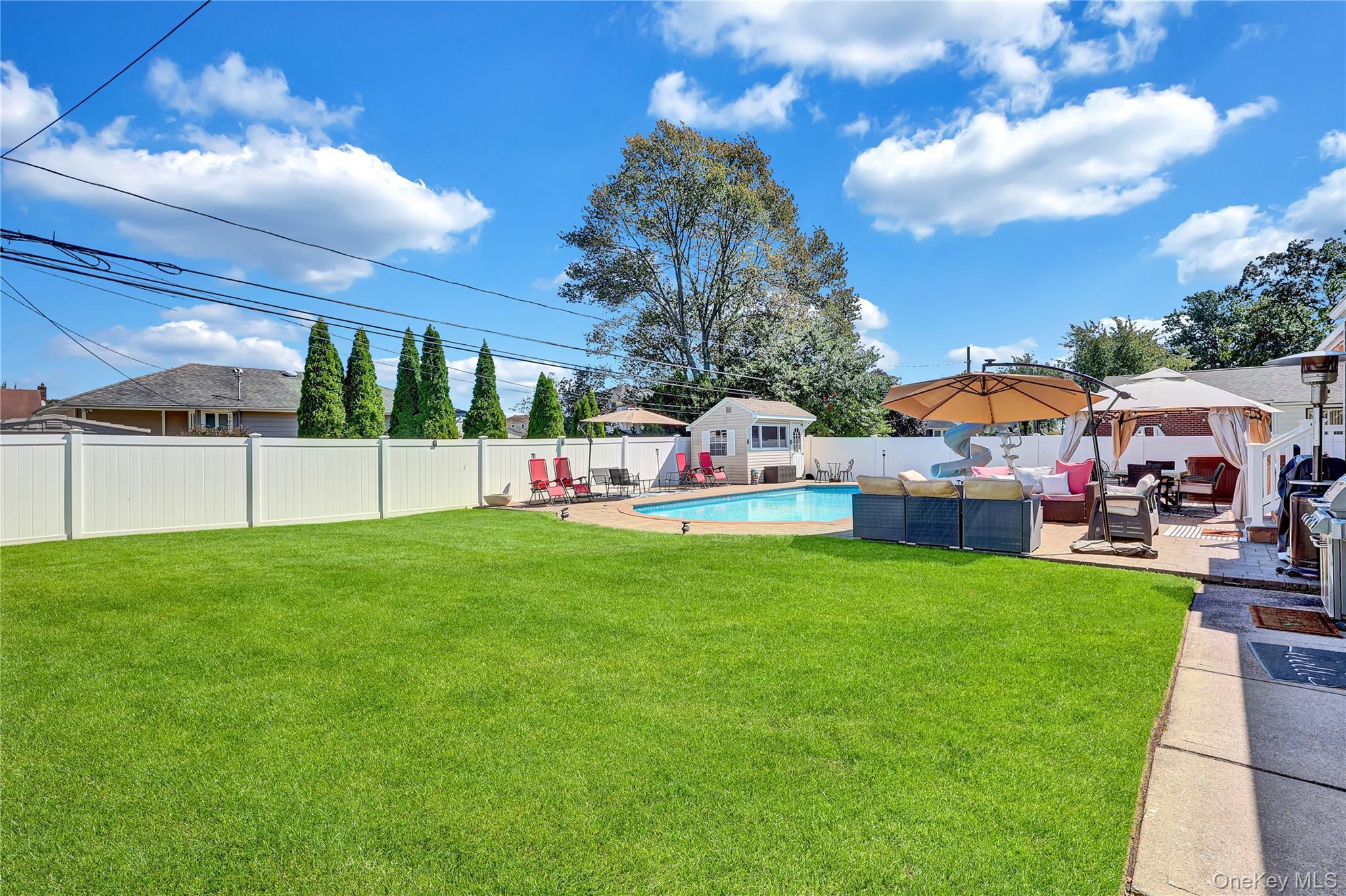 Single Family Burlington  Suffolk County, NY 11729, MLS-993183-30