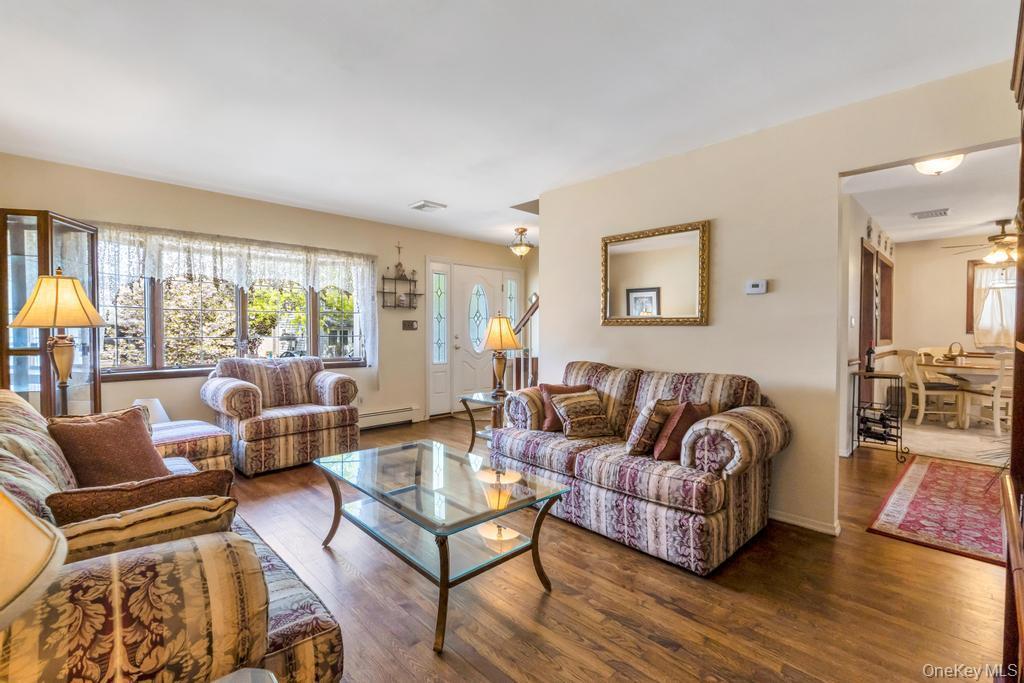 Single Family Melrose  Nassau County, NY 11580, MLS-993190-14