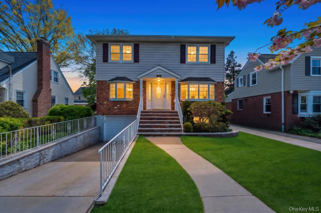 Single Family Melrose  Nassau County, NY 11580, MLS-993190-3