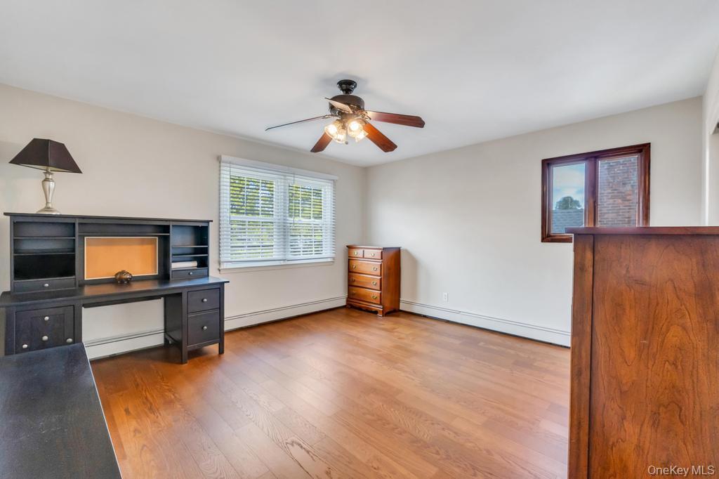 Single Family Melrose  Nassau County, NY 11580, MLS-993190-30