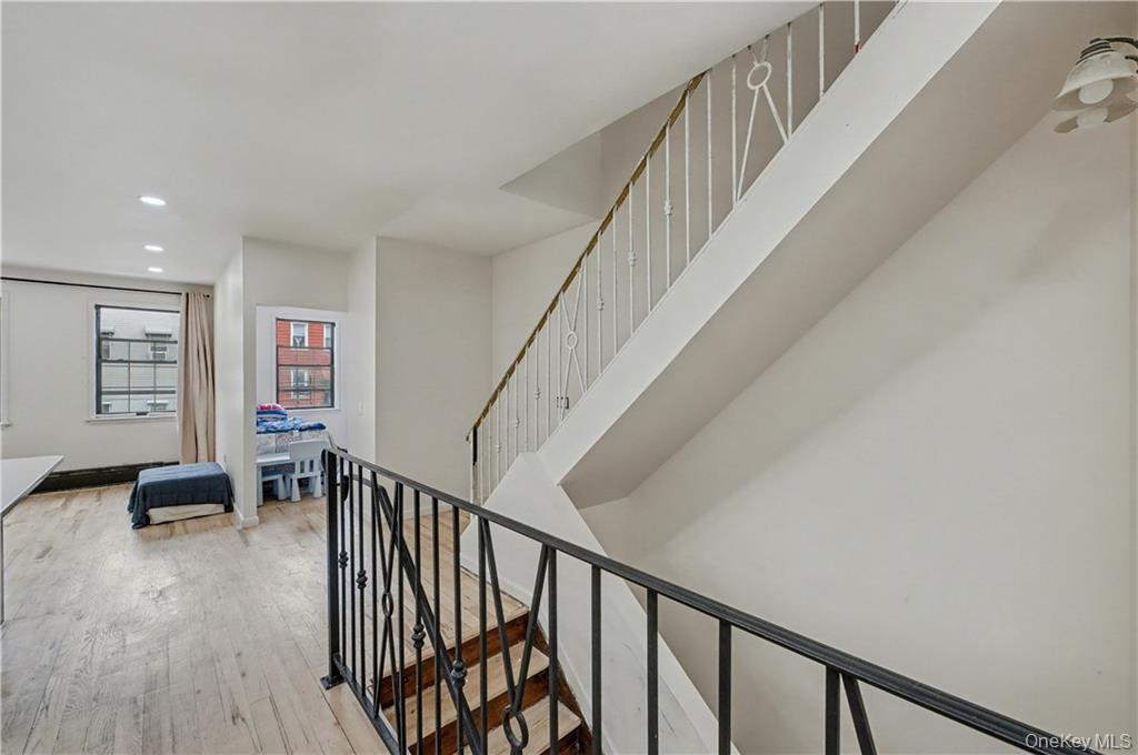 Single Family Evergreen Brooklyn, NY 11221, MLS-993194-12
