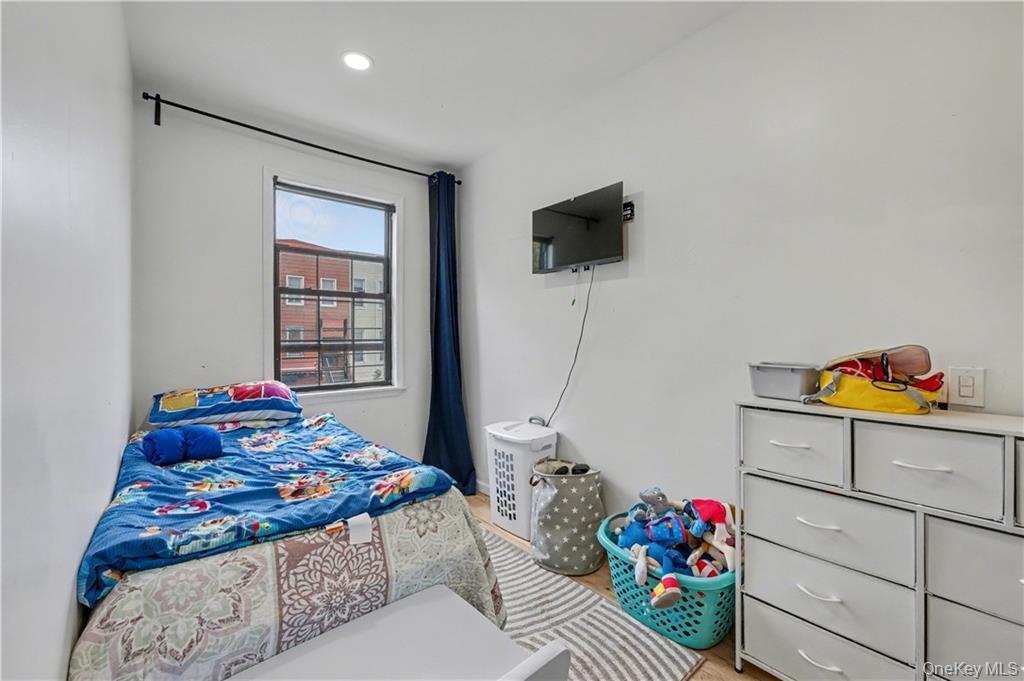 Single Family Evergreen Brooklyn, NY 11221, MLS-993194-13