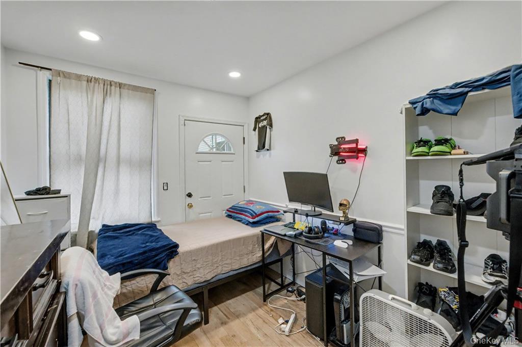 Single Family Evergreen Brooklyn, NY 11221, MLS-993194-15