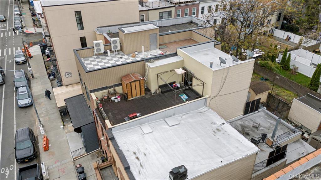 Single Family Evergreen Brooklyn, NY 11221, MLS-993194-22