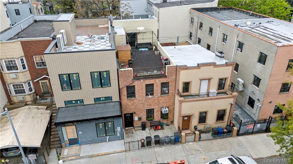 Single Family Evergreen Brooklyn, NY 11221, MLS-993194-24