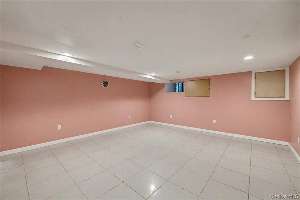 Single Family Evergreen Brooklyn, NY 11221, MLS-993194-37