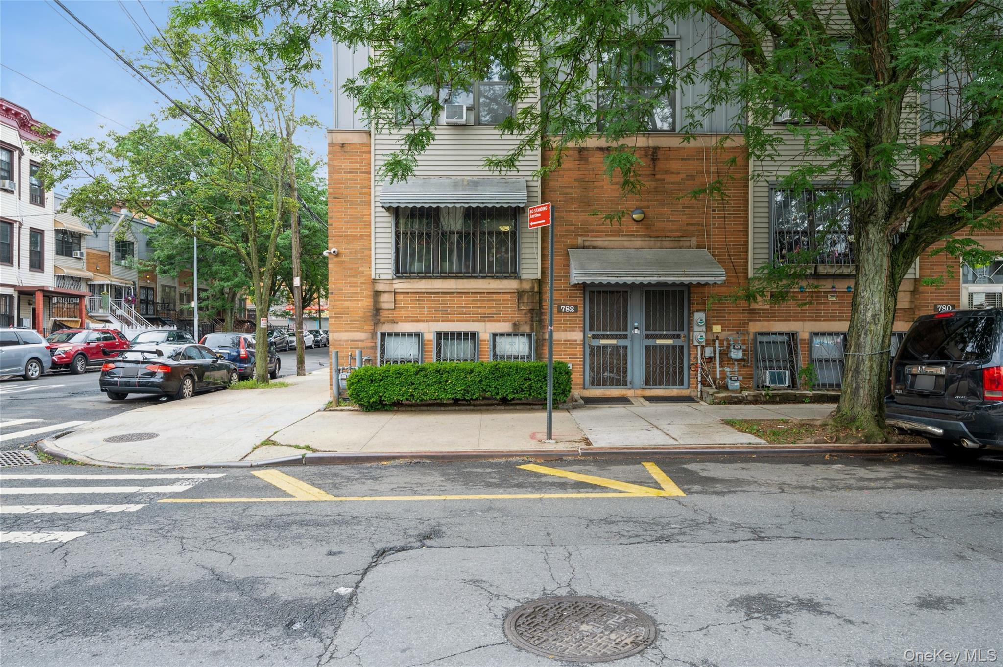 Single Family 179th  Bronx, NY 10460, MLS-993210-19