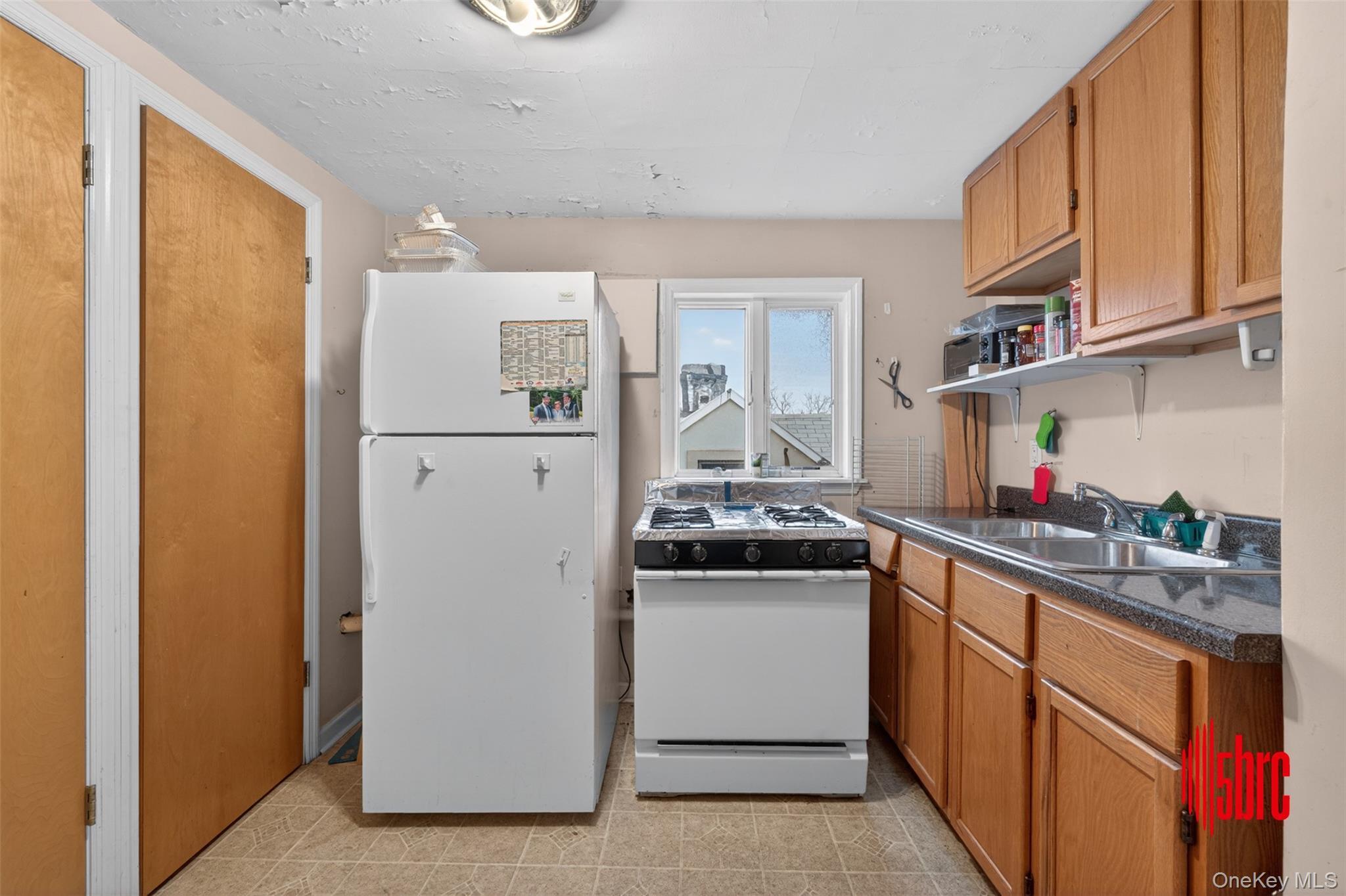 Single Family 12th  Brooklyn, NY 11230, MLS-993276-16