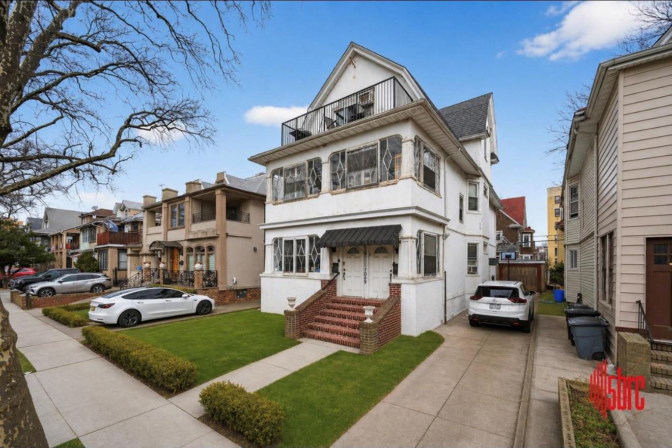Single Family 12th  Brooklyn, NY 11230, MLS-993276-2