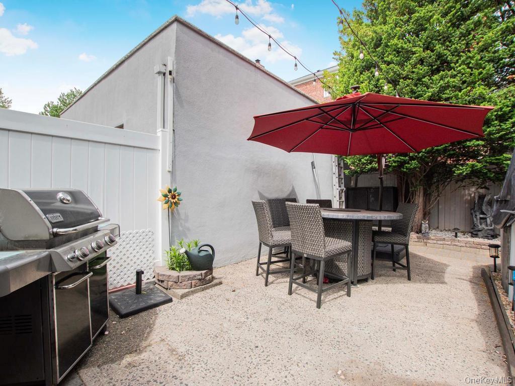 Single Family Philip Bronx, NY 10465, MLS-993297-28