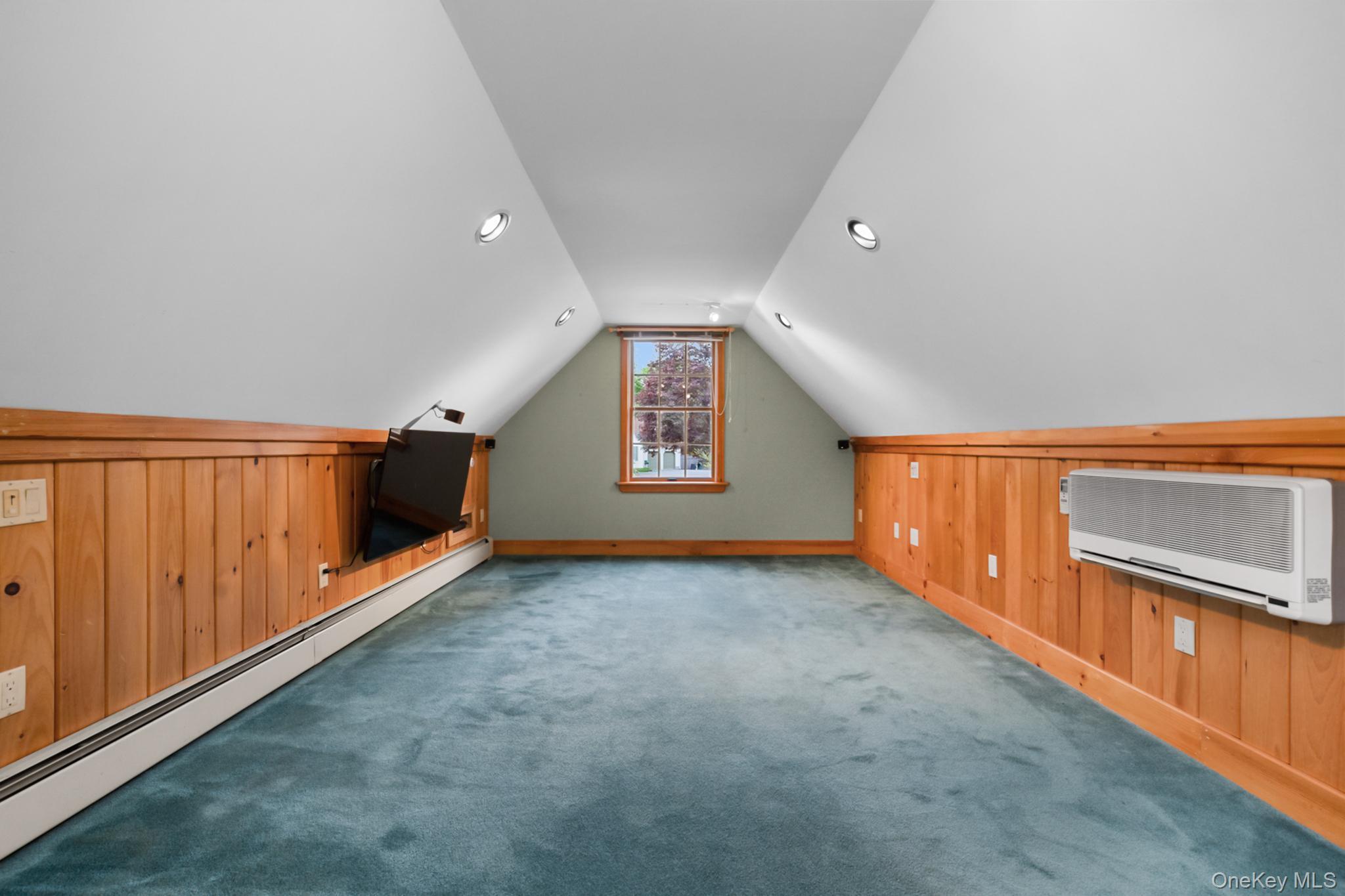 Single Family Prairie Lane Suffolk County, NY 11719, MLS-993302-13