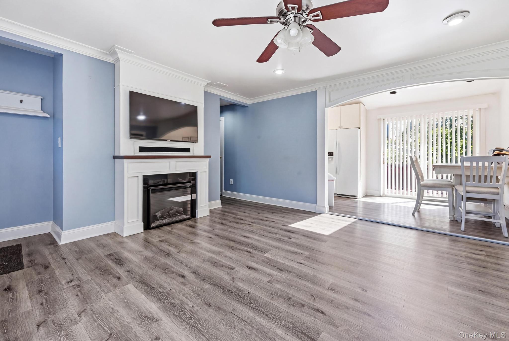 Single Family Broadway Suffolk County, NY 11717, MLS-993310-22