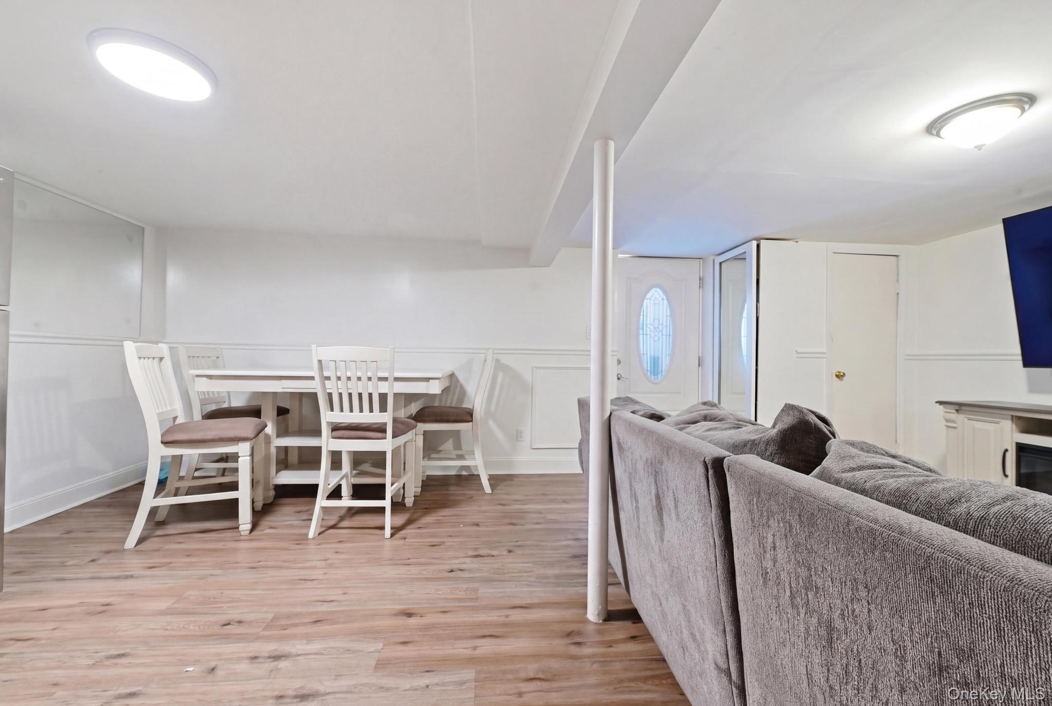 Single Family Broadway Suffolk County, NY 11717, MLS-993310-29