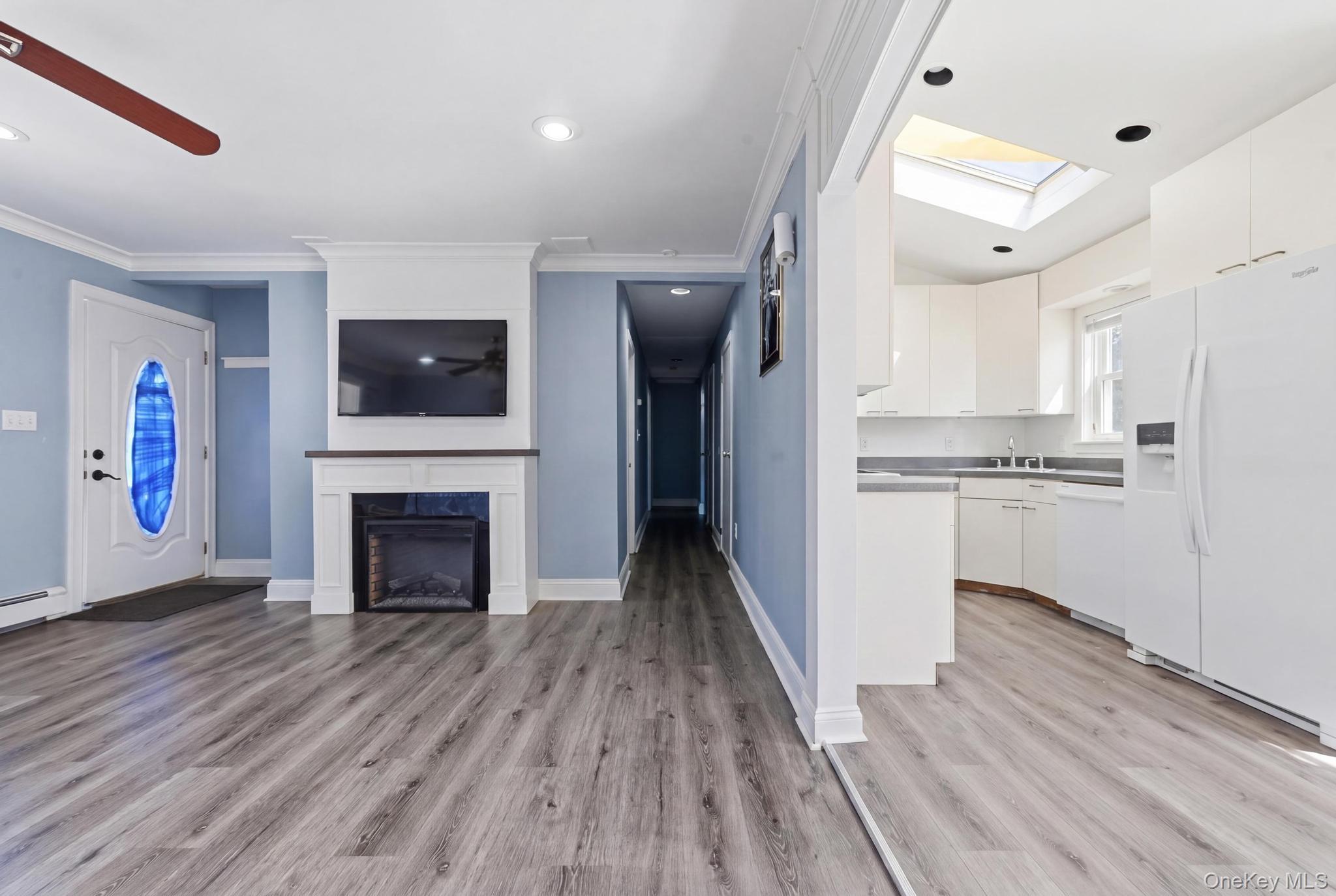 Single Family Broadway Suffolk County, NY 11717, MLS-993310-31