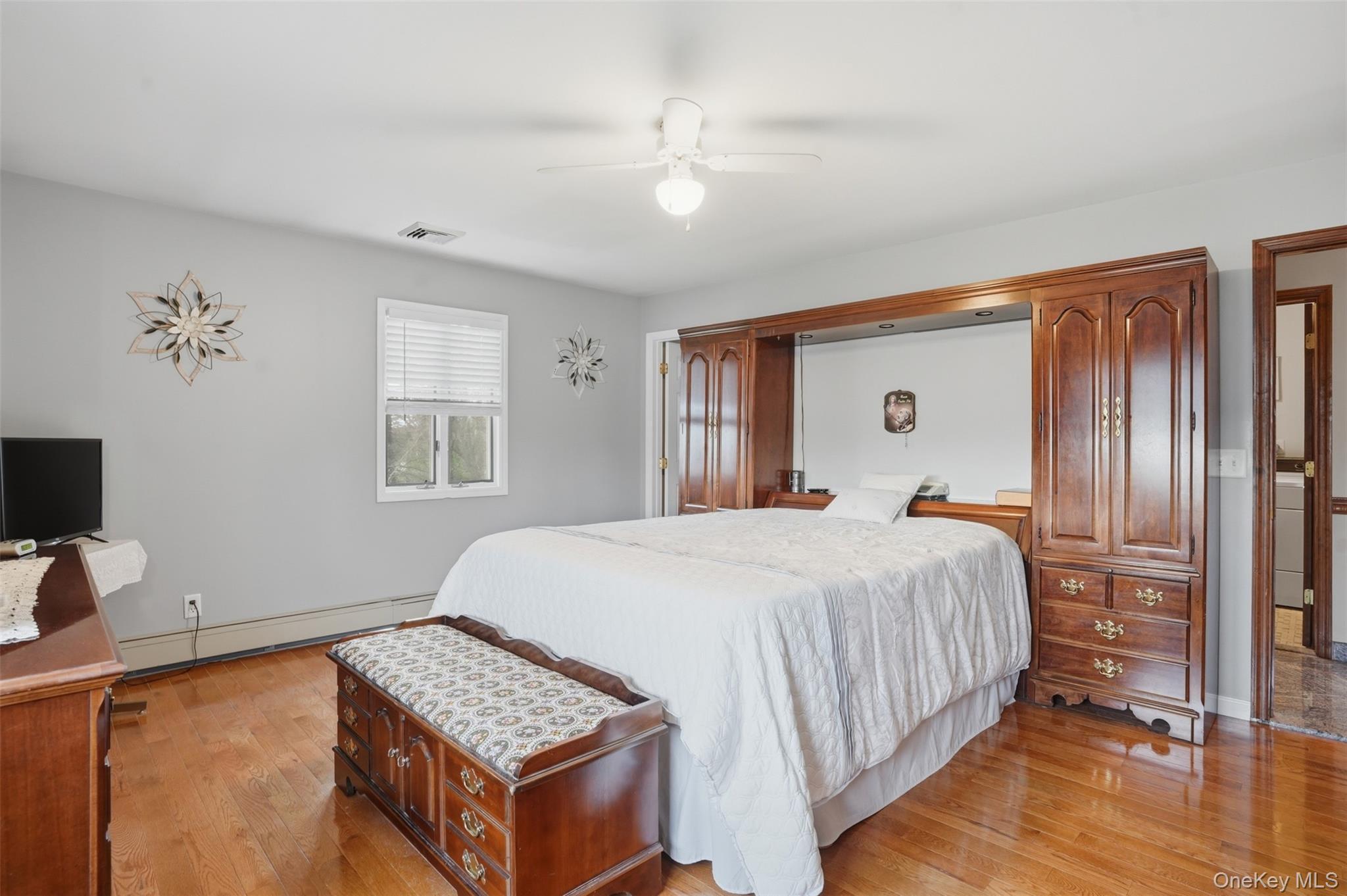 Single Family Wallkill Orange County, NY 12586, MLS-993319-24