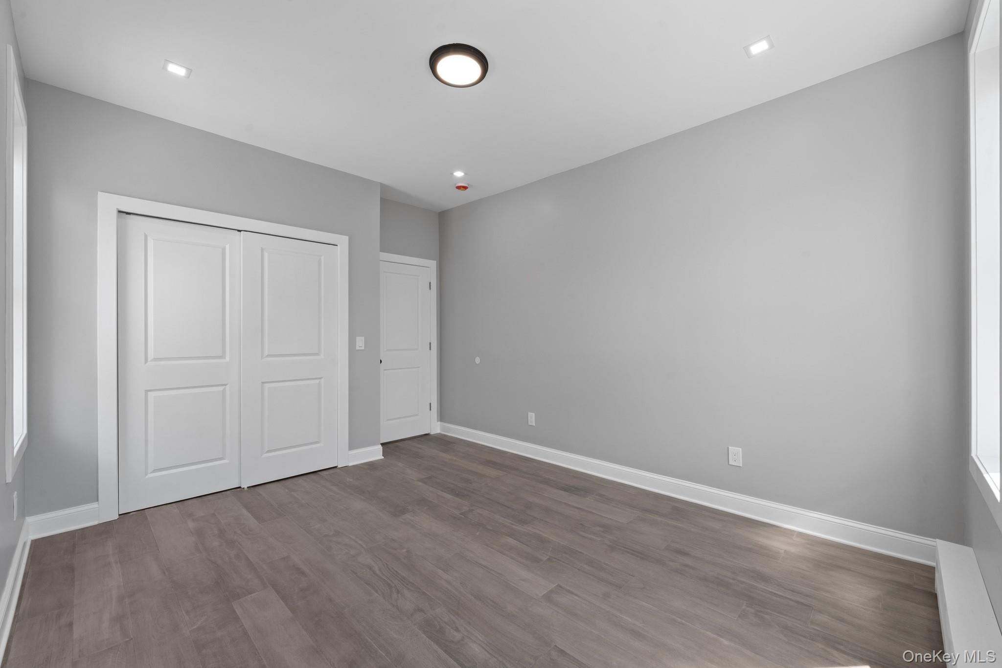 Single Family Saint Lawrence  Bronx, NY 10473, MLS-993347-11