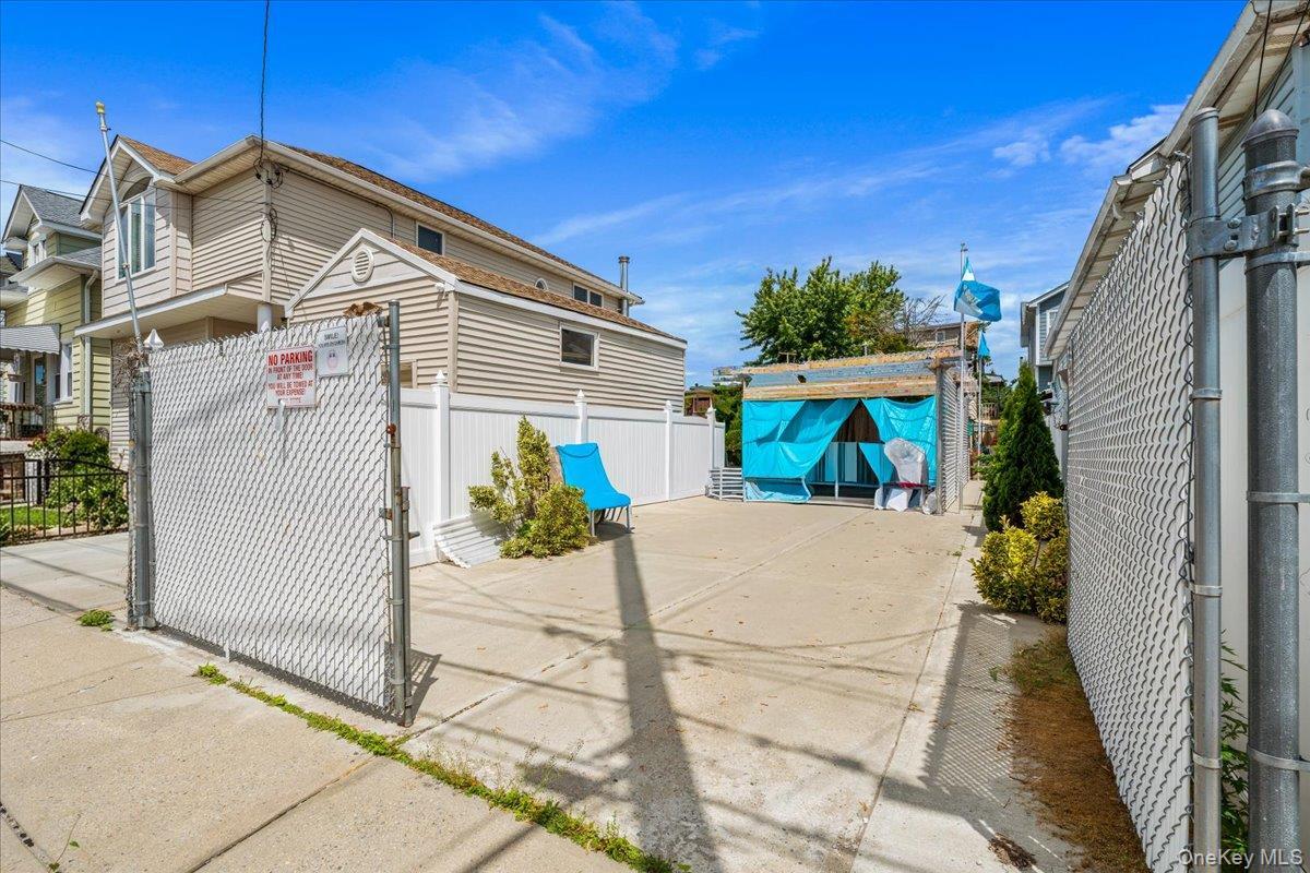 Single Family 164th  Queens, NY 11414, MLS-993357-5