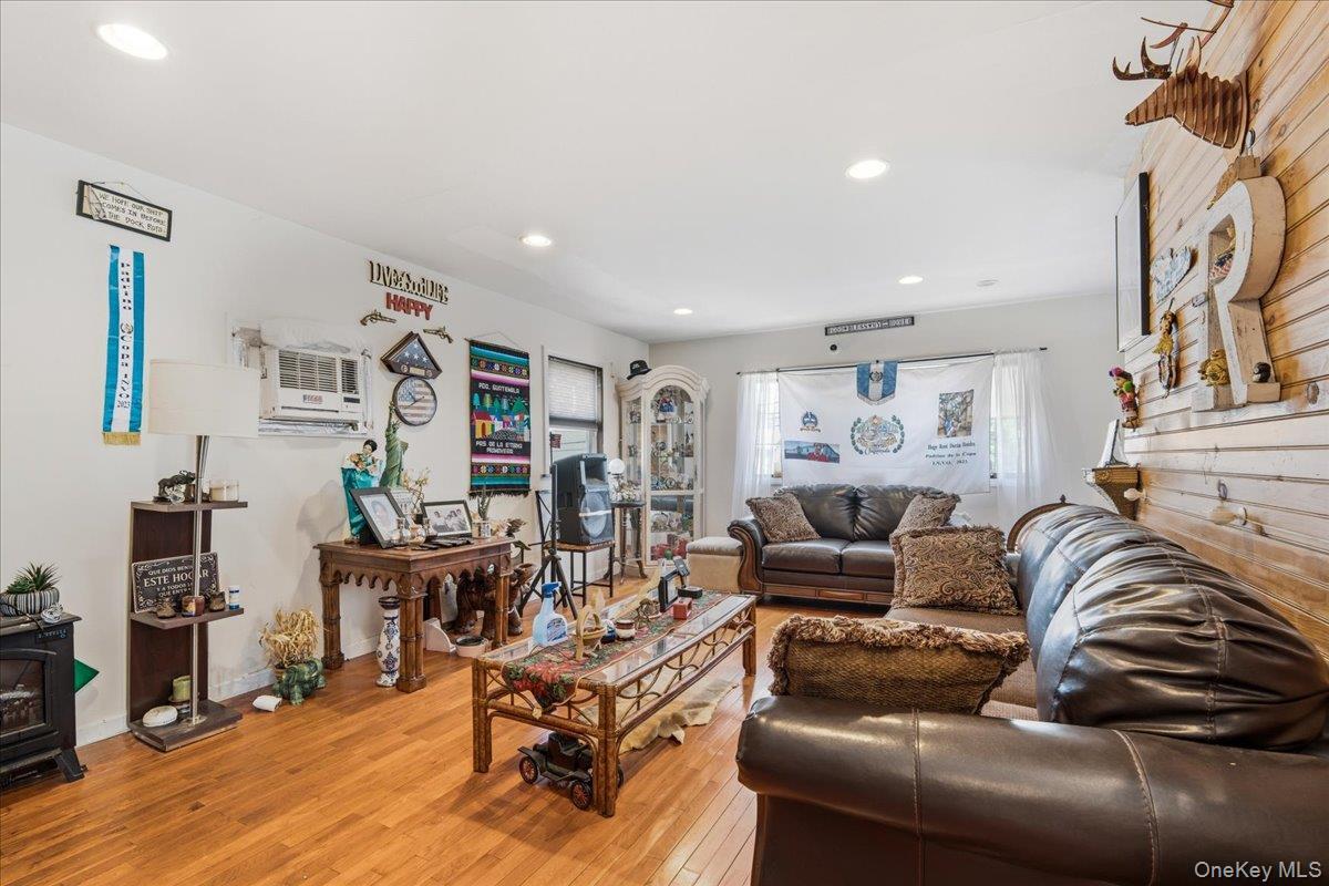 Single Family 164th  Queens, NY 11414, MLS-993357-8