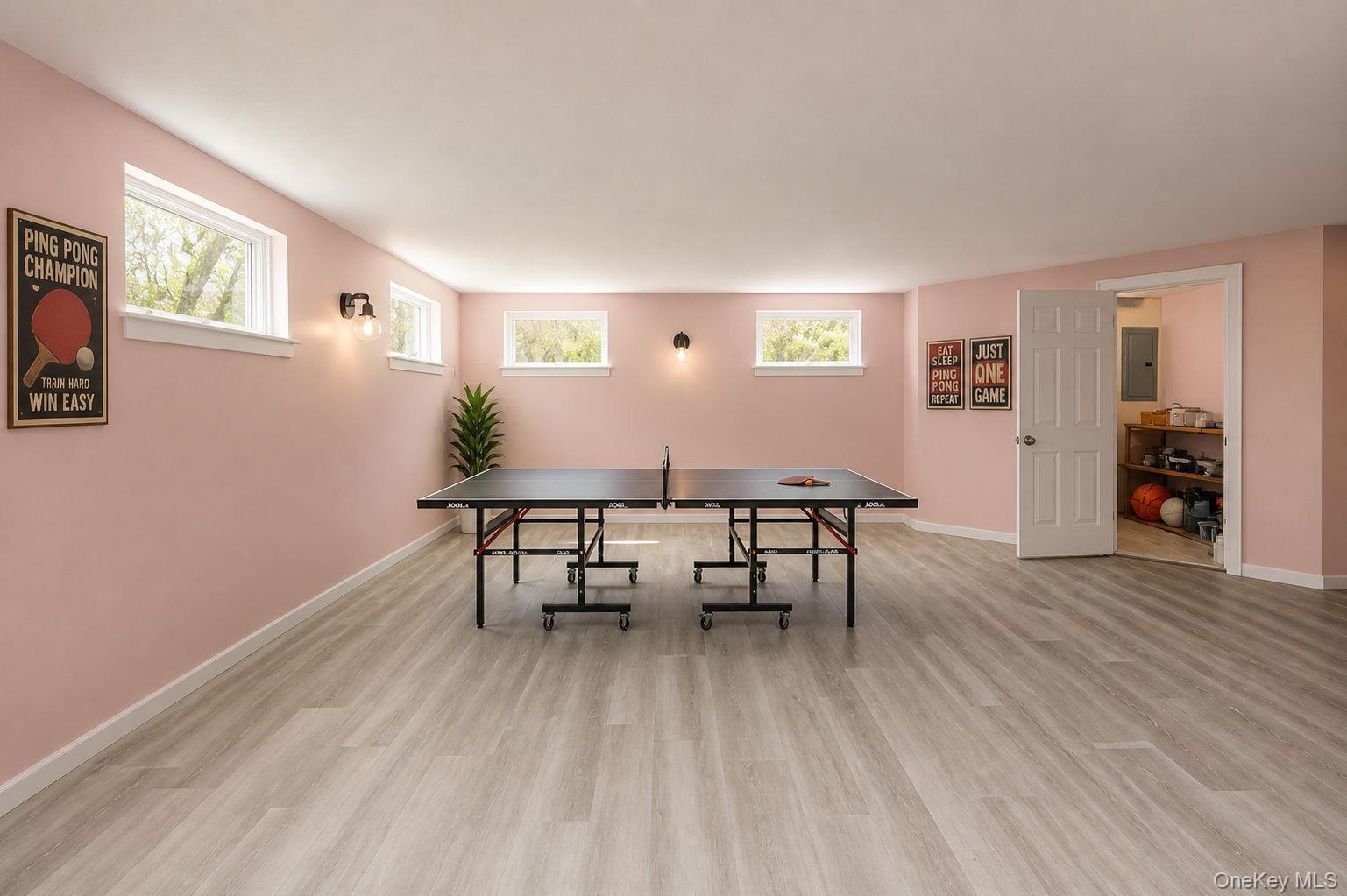 Single Family Warwick Place Orange County, NY 10921, MLS-993396-13