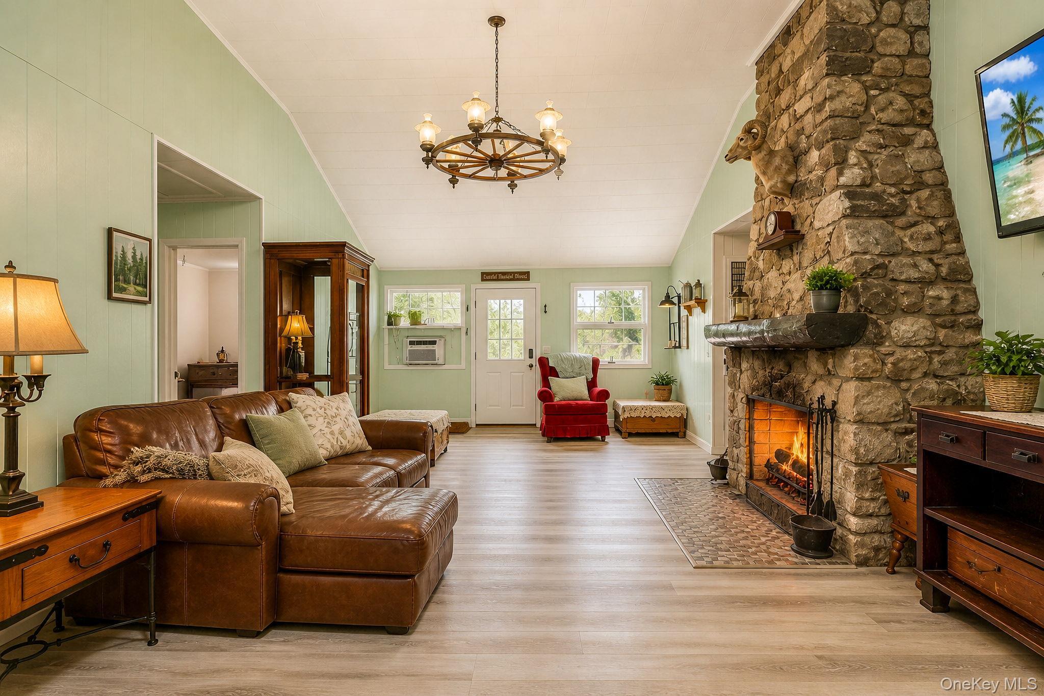 Single Family Warwick Place Orange County, NY 10921, MLS-993396-2