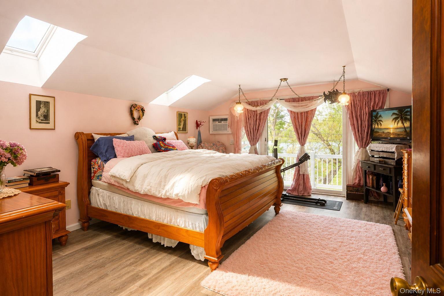 Single Family Warwick Place Orange County, NY 10921, MLS-993396-21