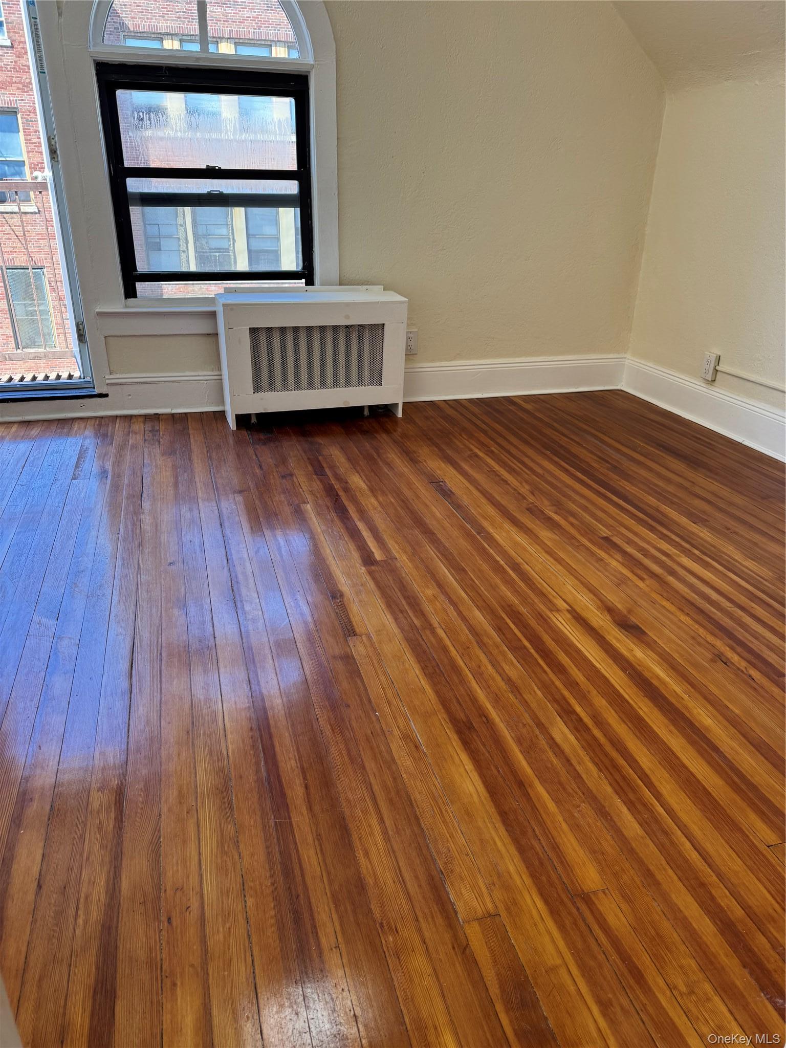 Apartment 207th Queens, NY 11427, MLS-993412-6