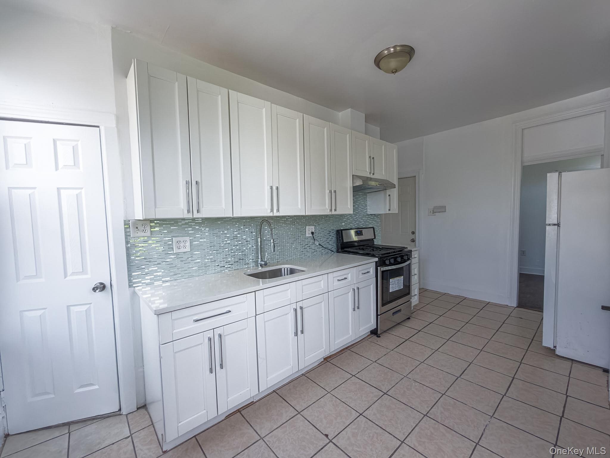 Apartment Marcus Garvey  Brooklyn, NY 11206, MLS-993432-10