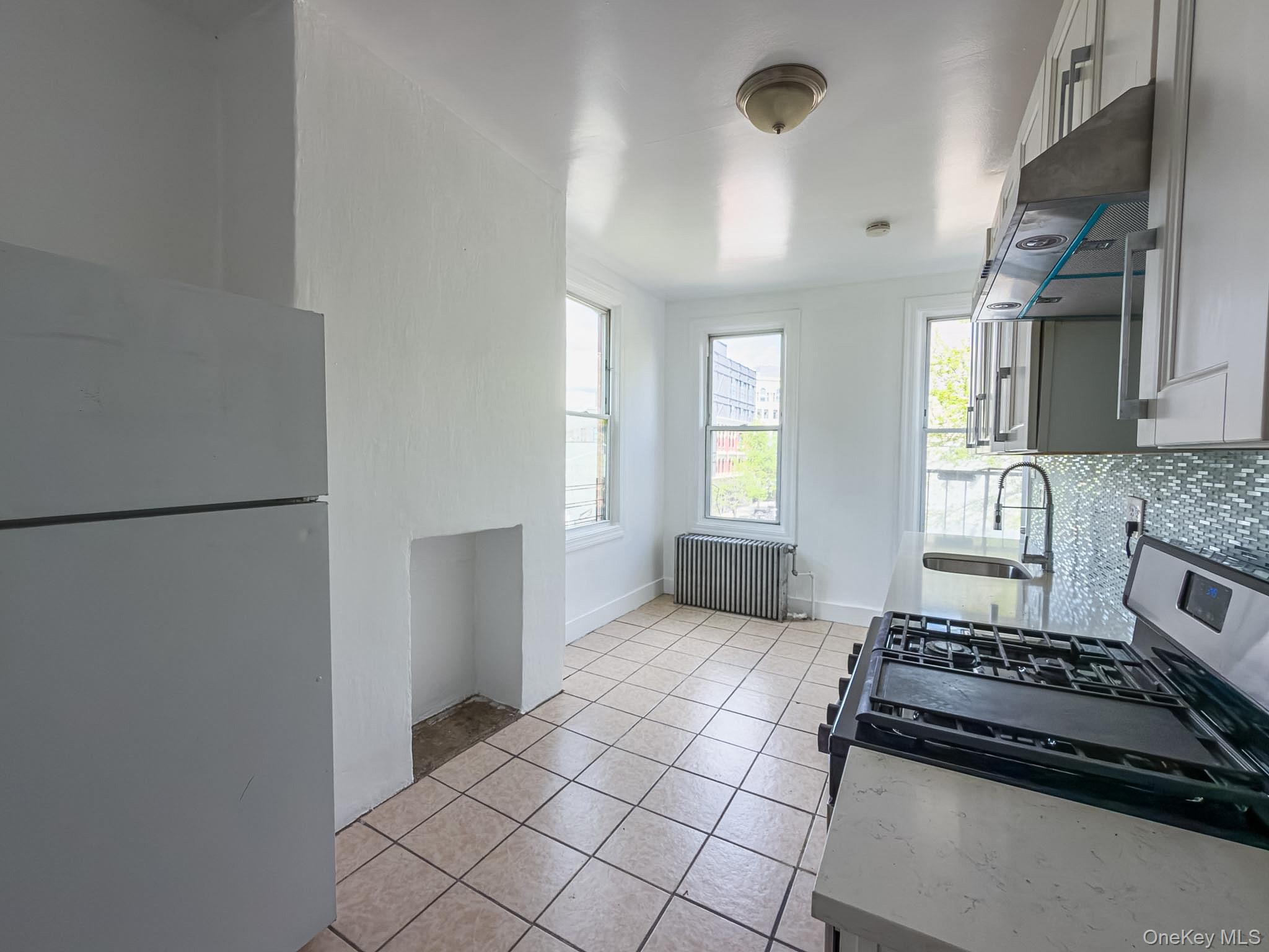 Apartment Marcus Garvey  Brooklyn, NY 11206, MLS-993432-12