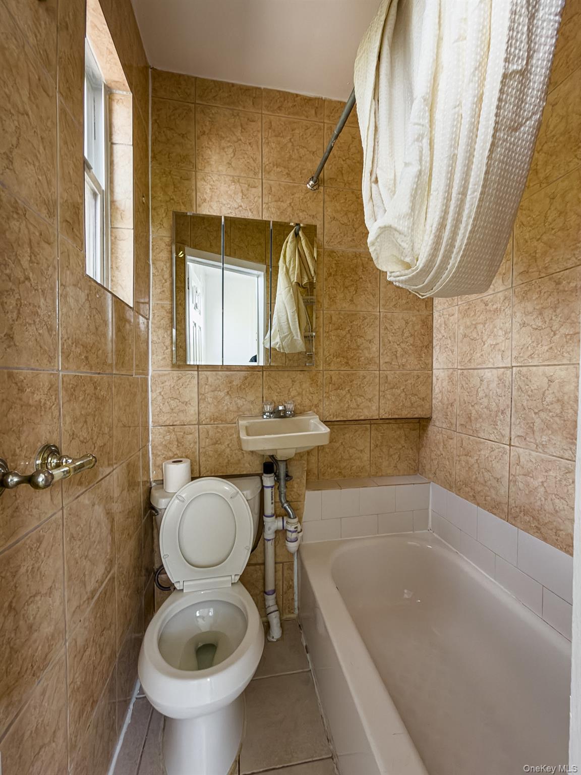 Apartment Marcus Garvey  Brooklyn, NY 11206, MLS-993432-13
