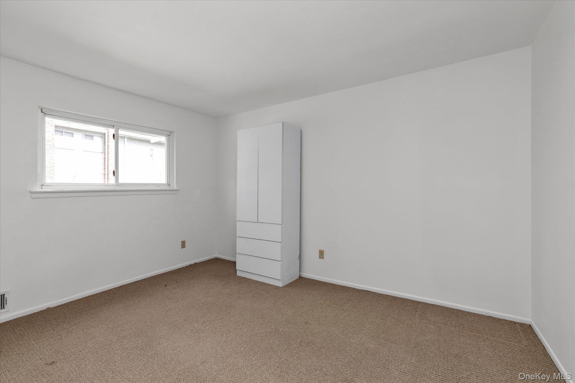 Single Family Merrick Avenue Nassau County, NY 11566, MLS-993445-14
