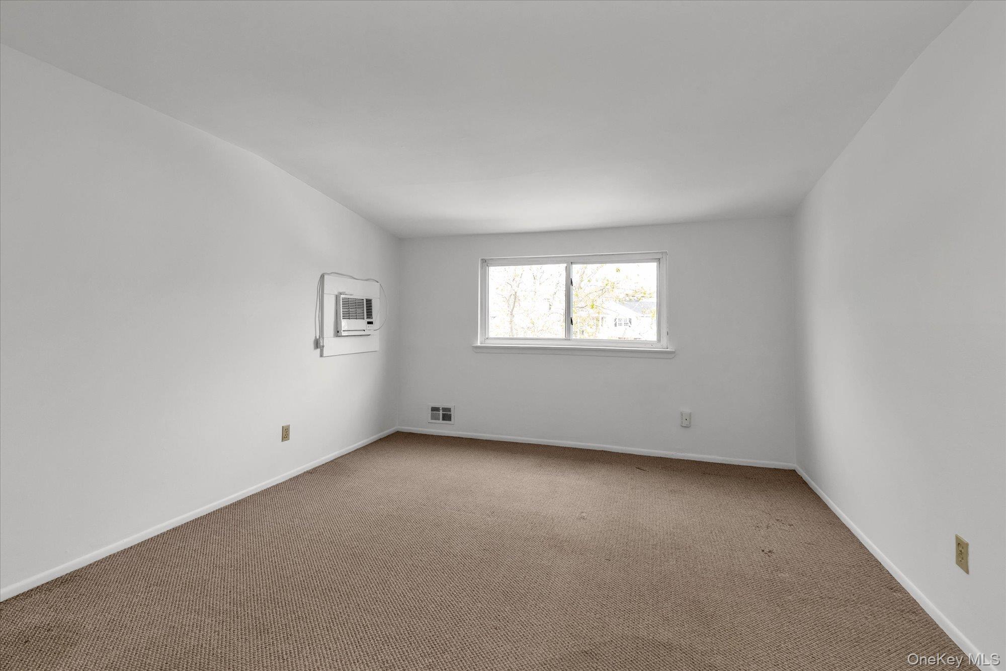 Single Family Merrick Avenue Nassau County, NY 11566, MLS-993445-16
