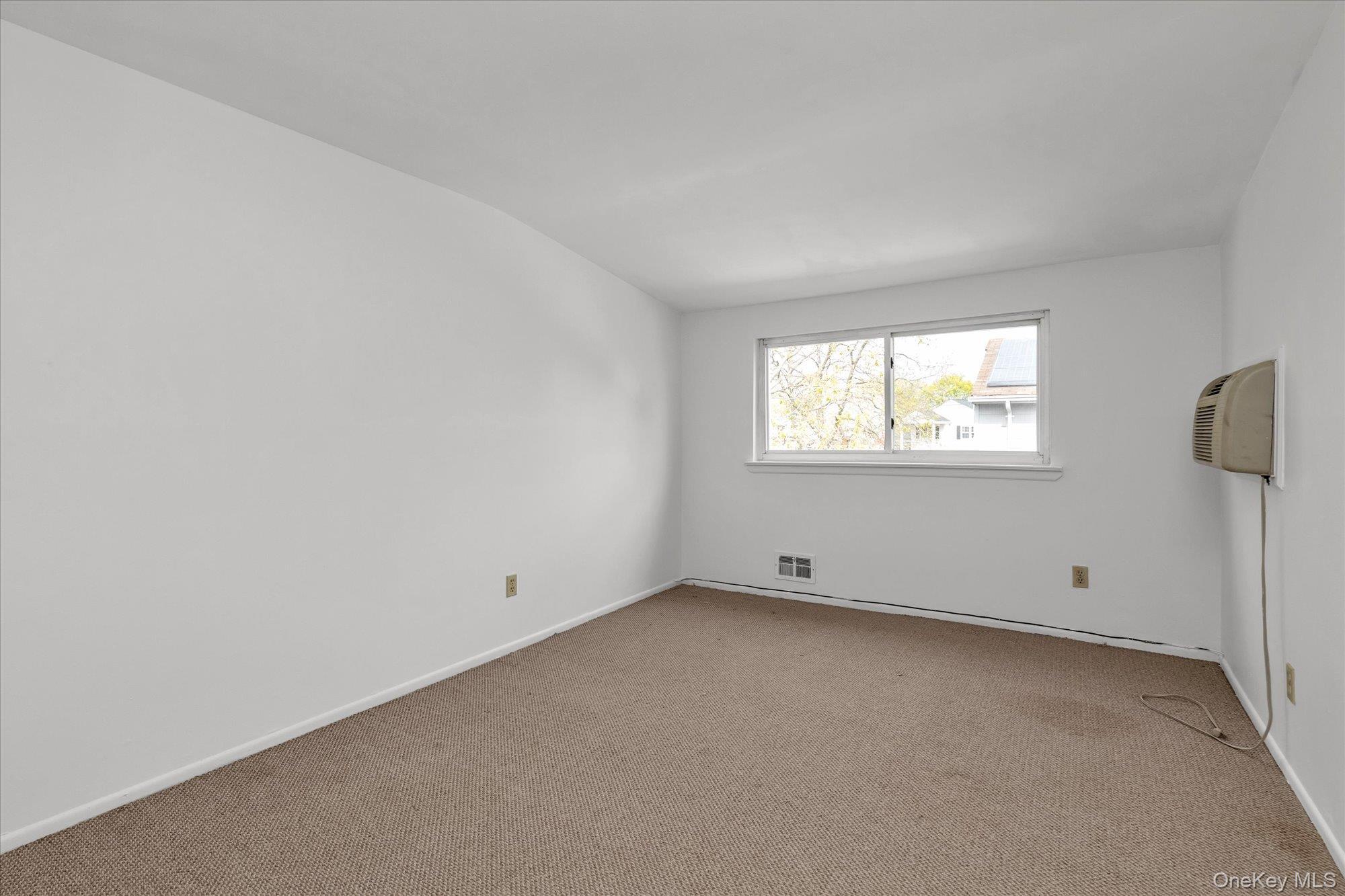Single Family Merrick Avenue Nassau County, NY 11566, MLS-993445-17