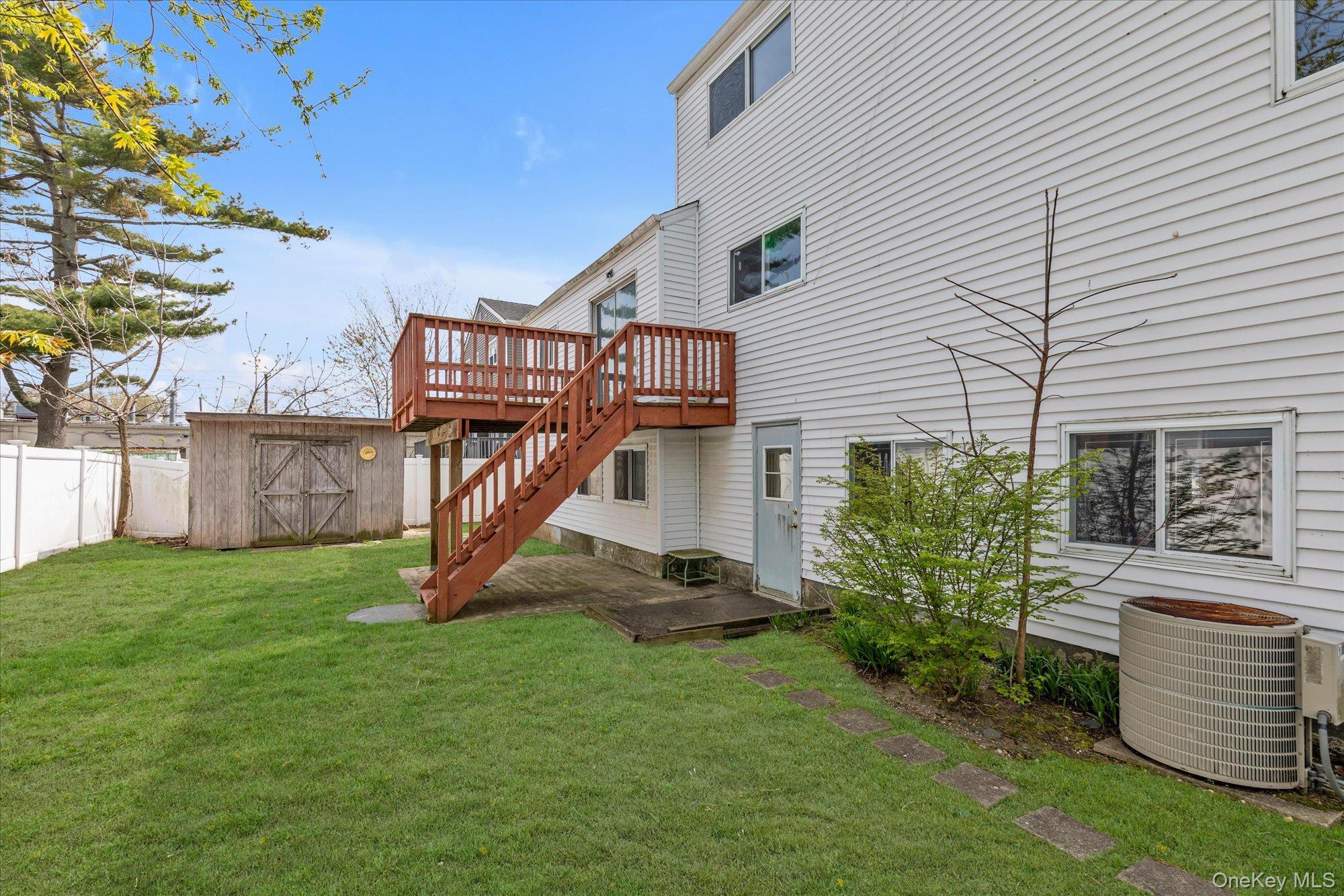 Single Family Merrick Avenue Nassau County, NY 11566, MLS-993445-28