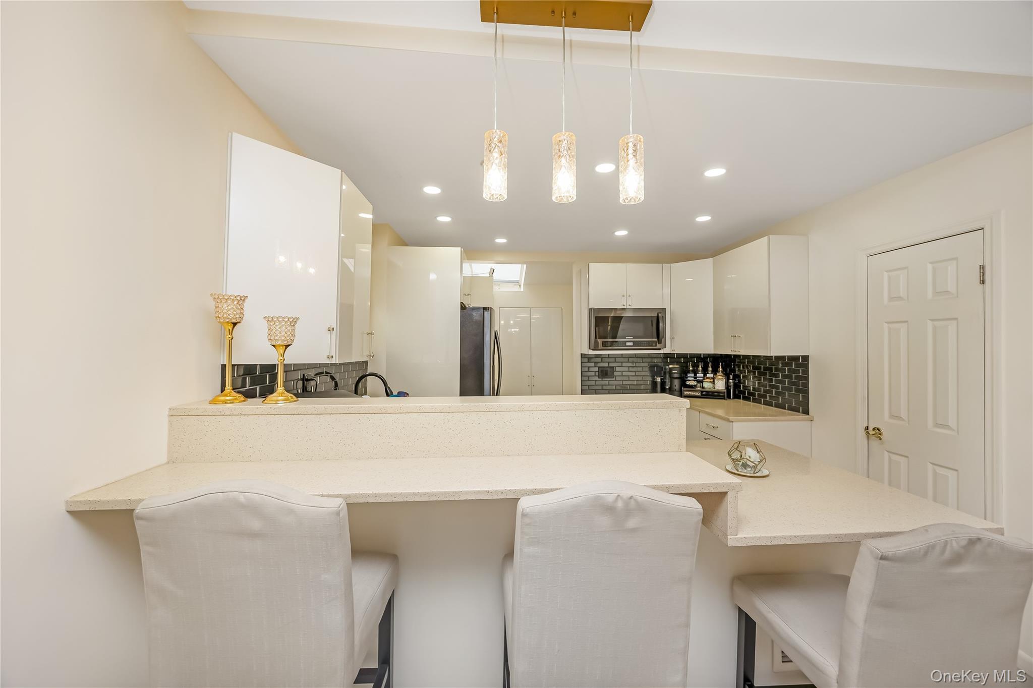 Single Family 60th Queens, NY 11378, MLS-993476-16