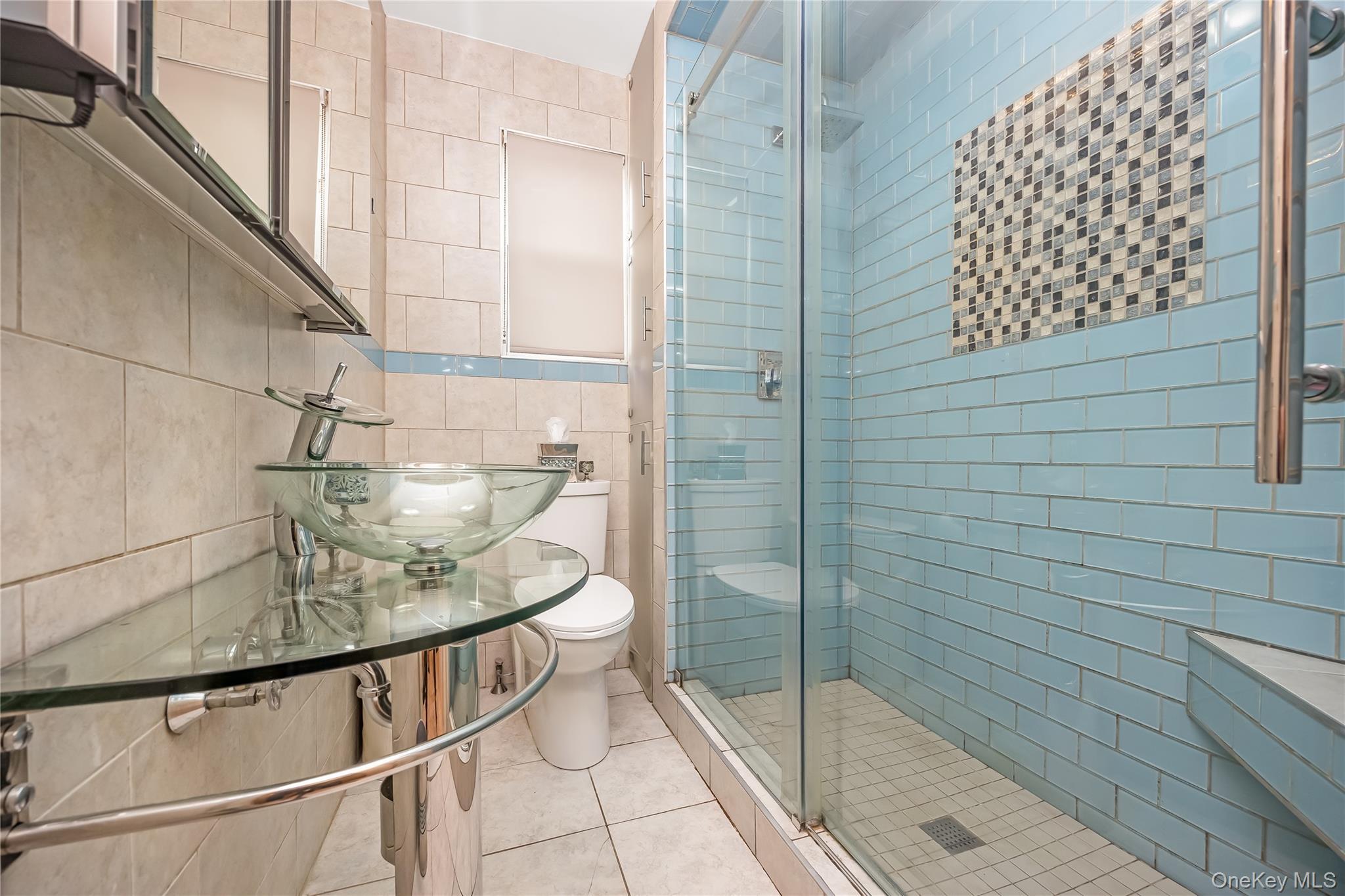 Single Family 60th Queens, NY 11378, MLS-993476-22