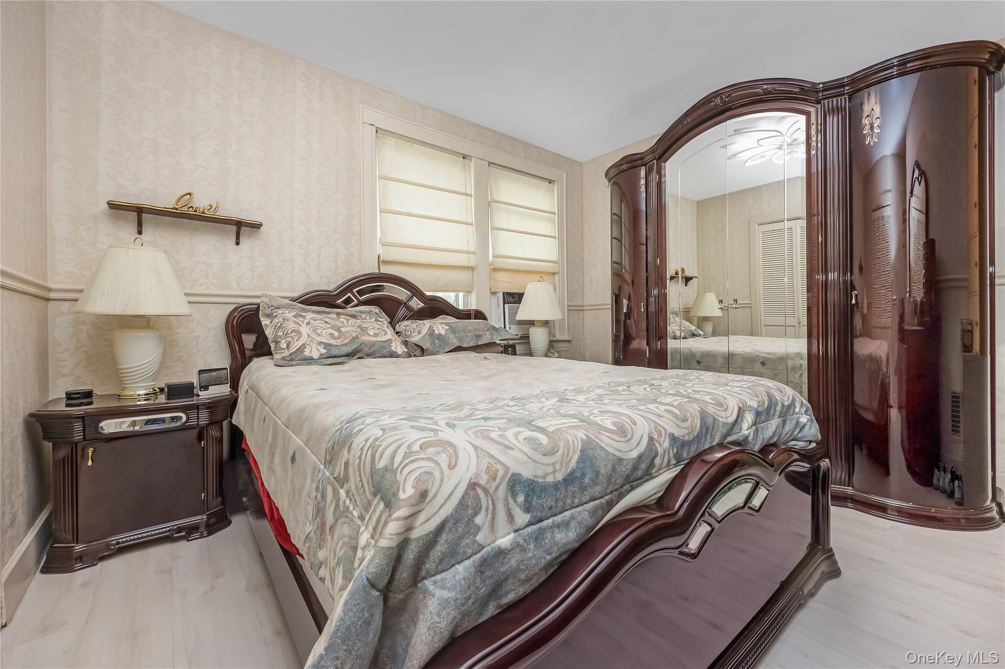 Single Family 60th Queens, NY 11378, MLS-993476-25