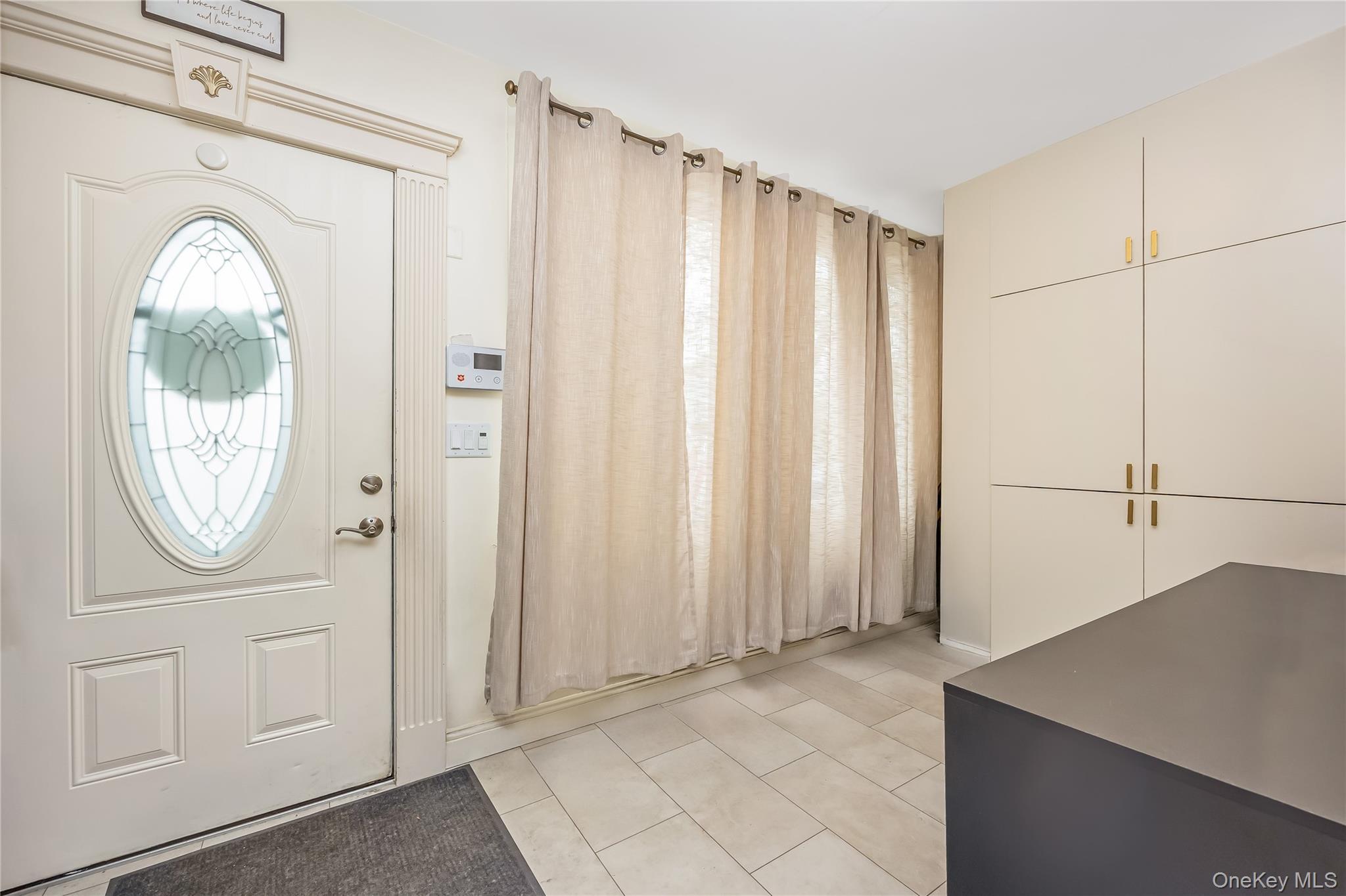 Single Family 60th Queens, NY 11378, MLS-993476-6
