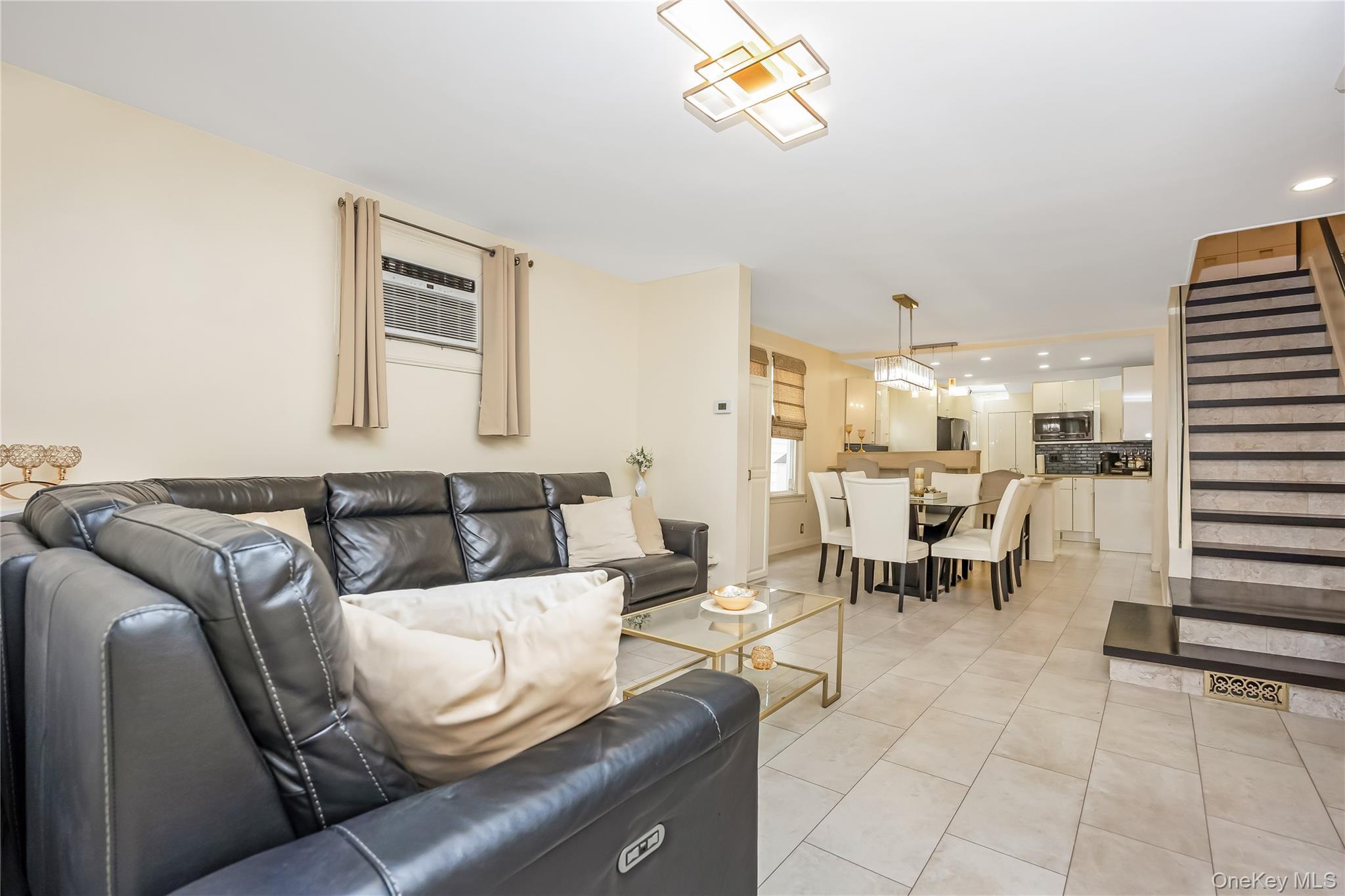 Single Family 60th Queens, NY 11378, MLS-993476-8