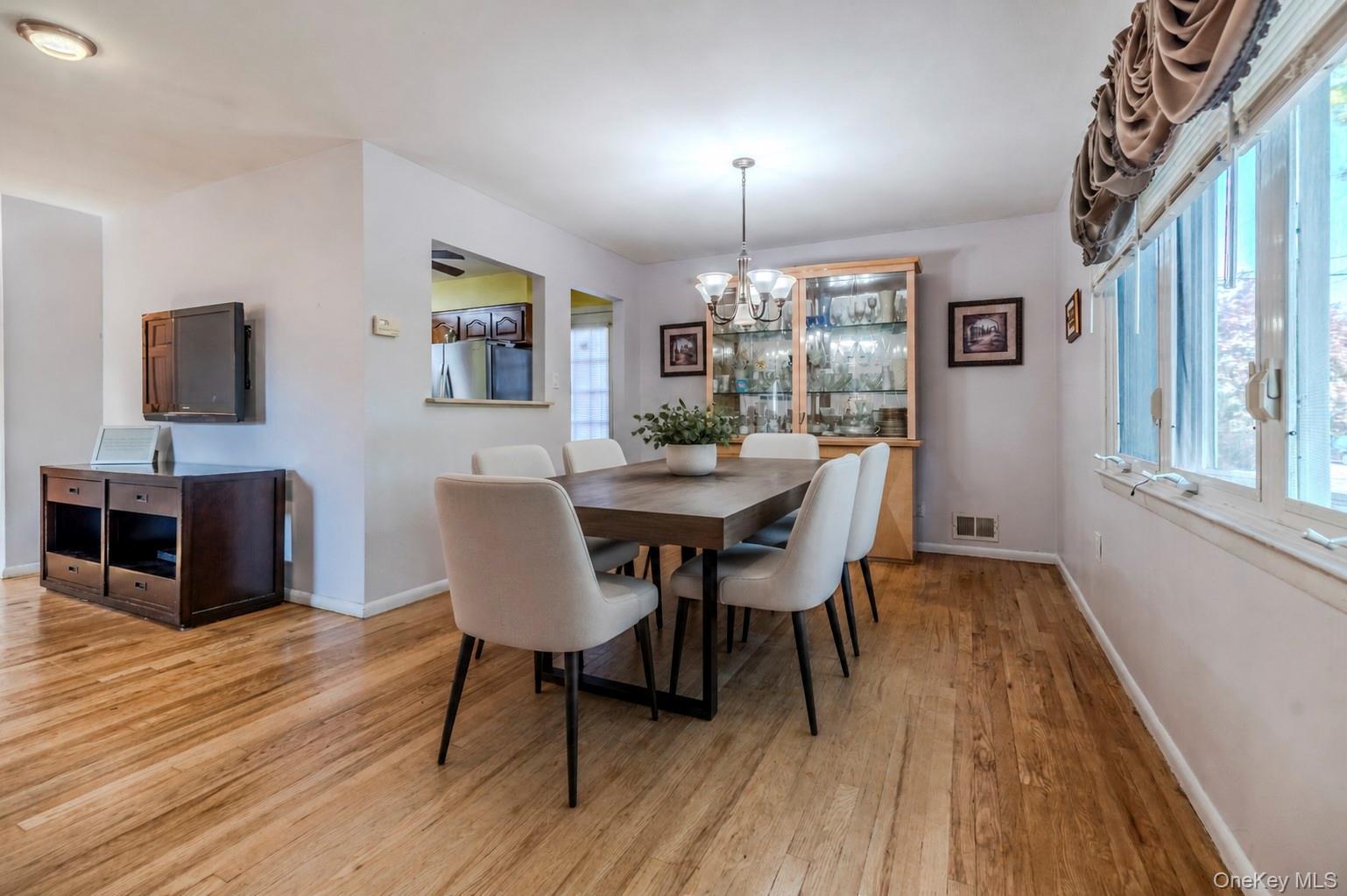 Single Family 24th Avenue Queens, NY 11357, MLS-993490-10
