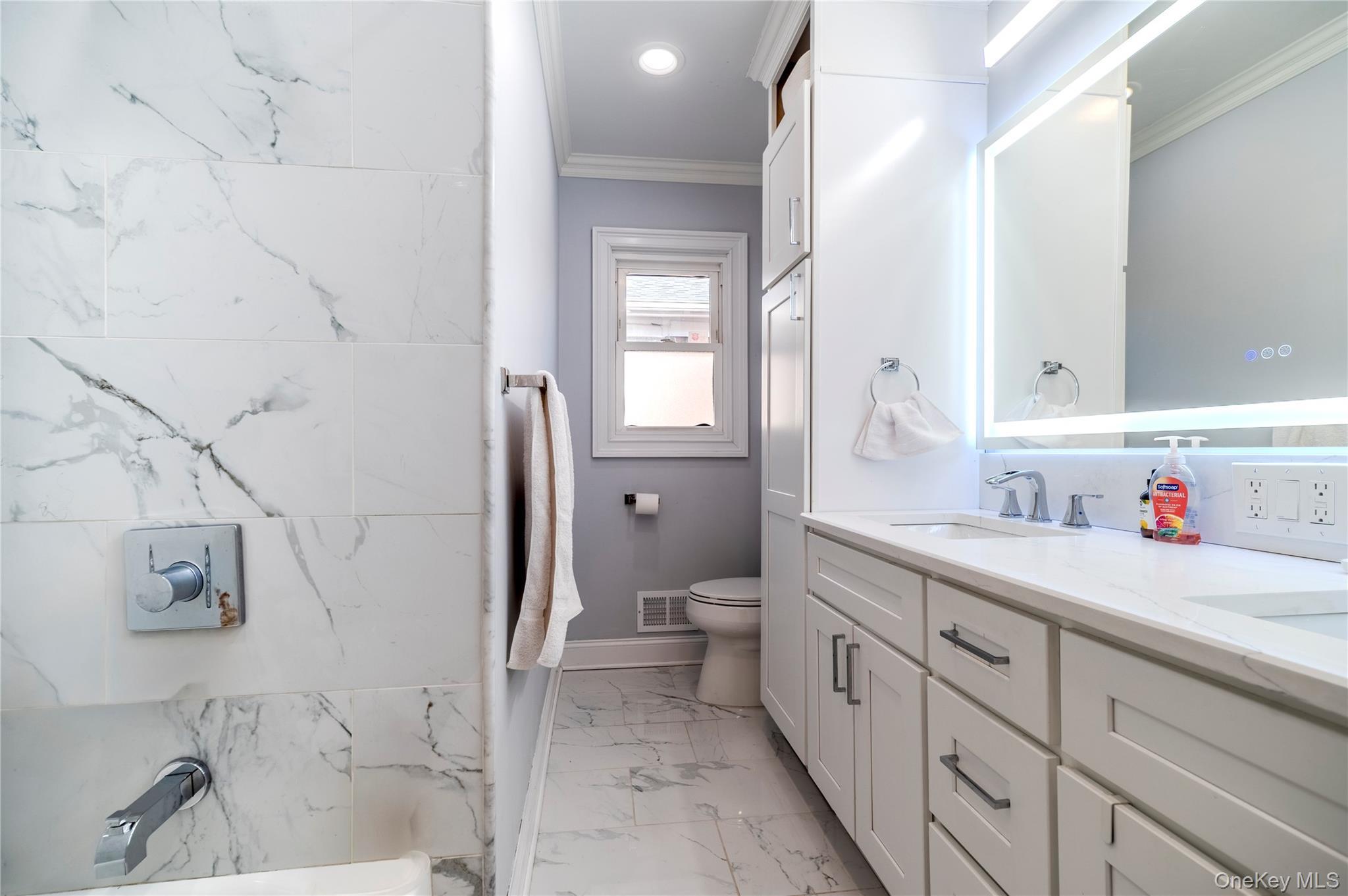 Single Family 24th Avenue Queens, NY 11357, MLS-993490-16