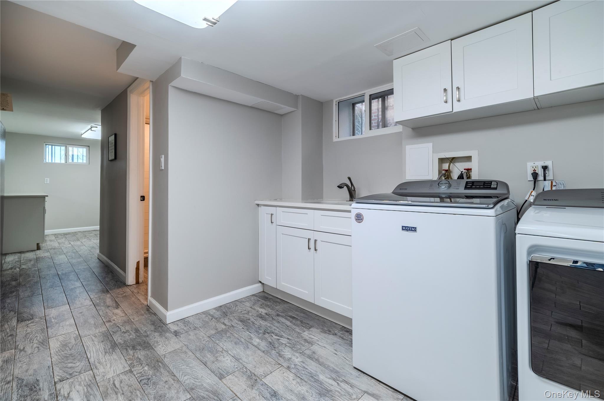 Single Family 24th Avenue Queens, NY 11357, MLS-993490-37