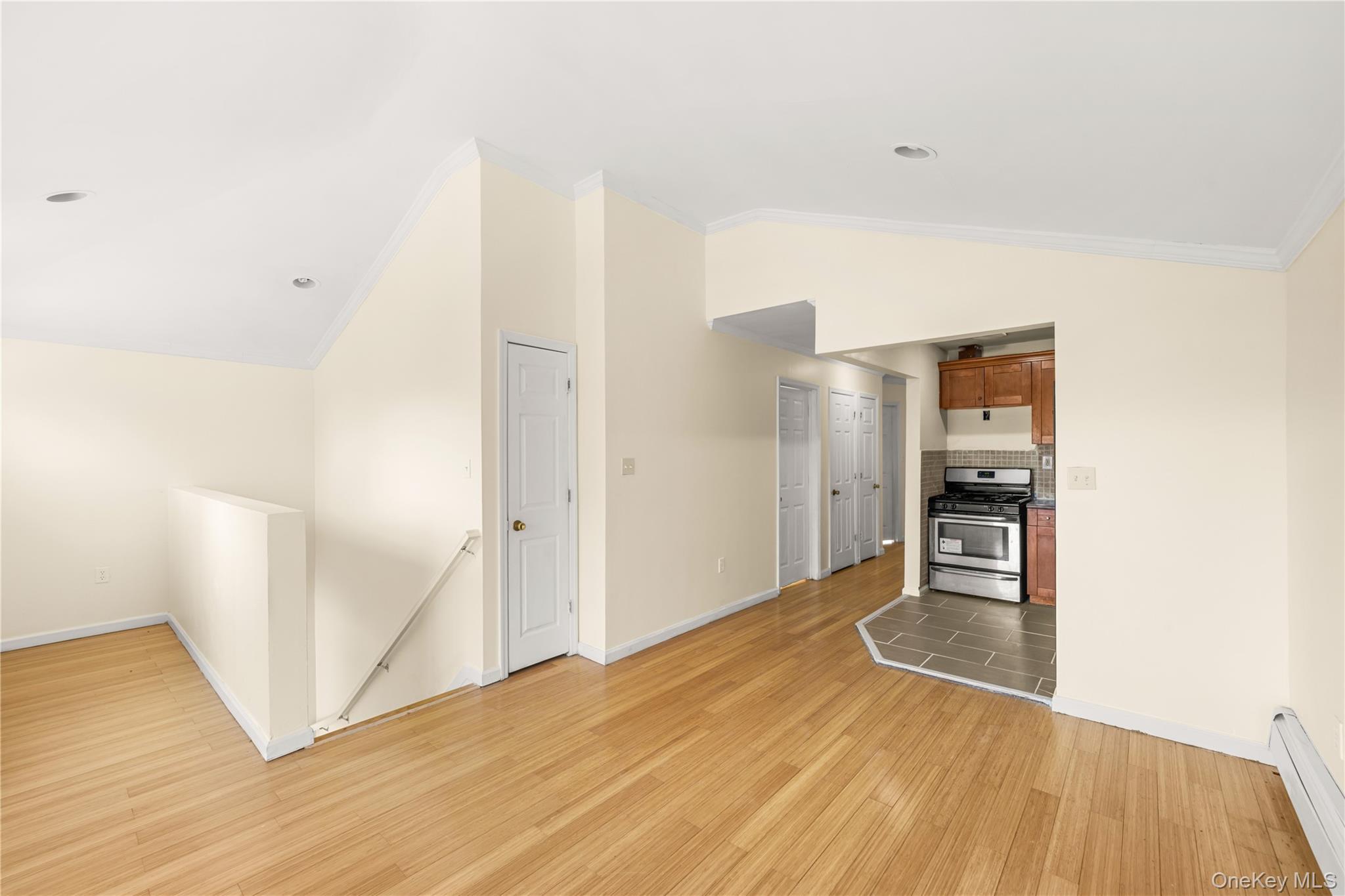 Single Family 146th Avenue Queens, NY 11413, MLS-993524-14