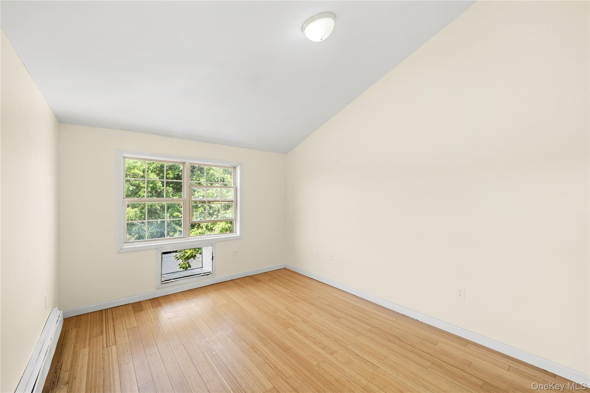 Single Family 146th Avenue Queens, NY 11413, MLS-993524-18