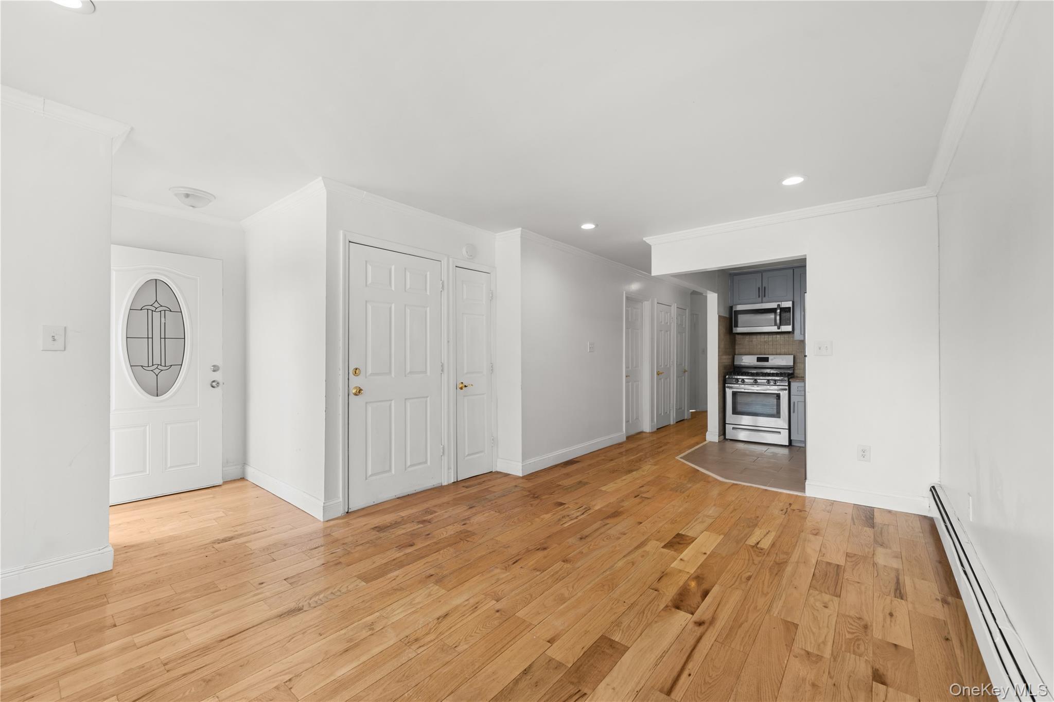 Single Family 146th Avenue Queens, NY 11413, MLS-993524-3