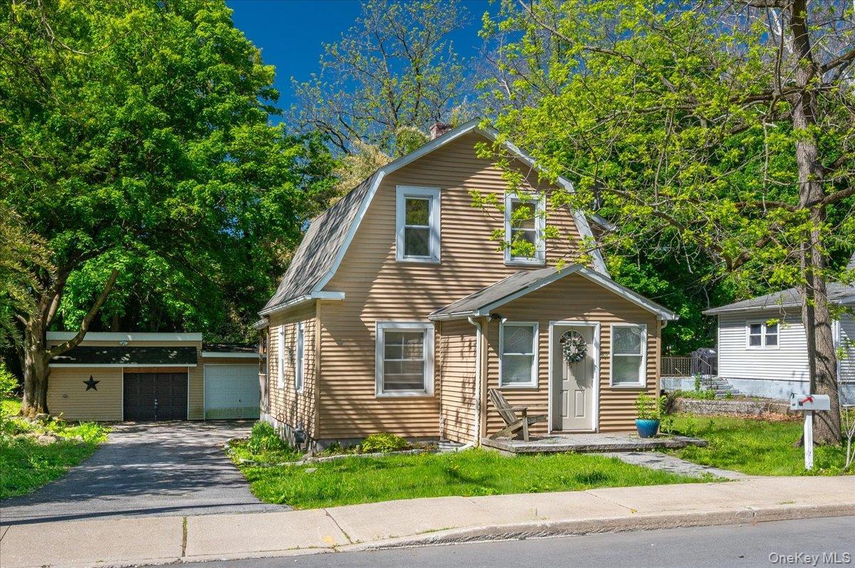 Single Family Dupont  Orange County, NY 12550, MLS-993531-2