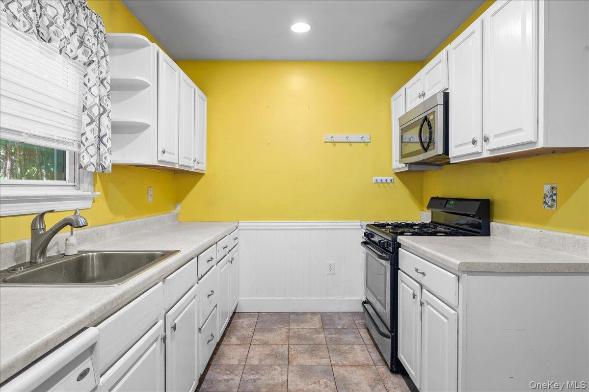 Single Family Dupont  Orange County, NY 12550, MLS-993531-4