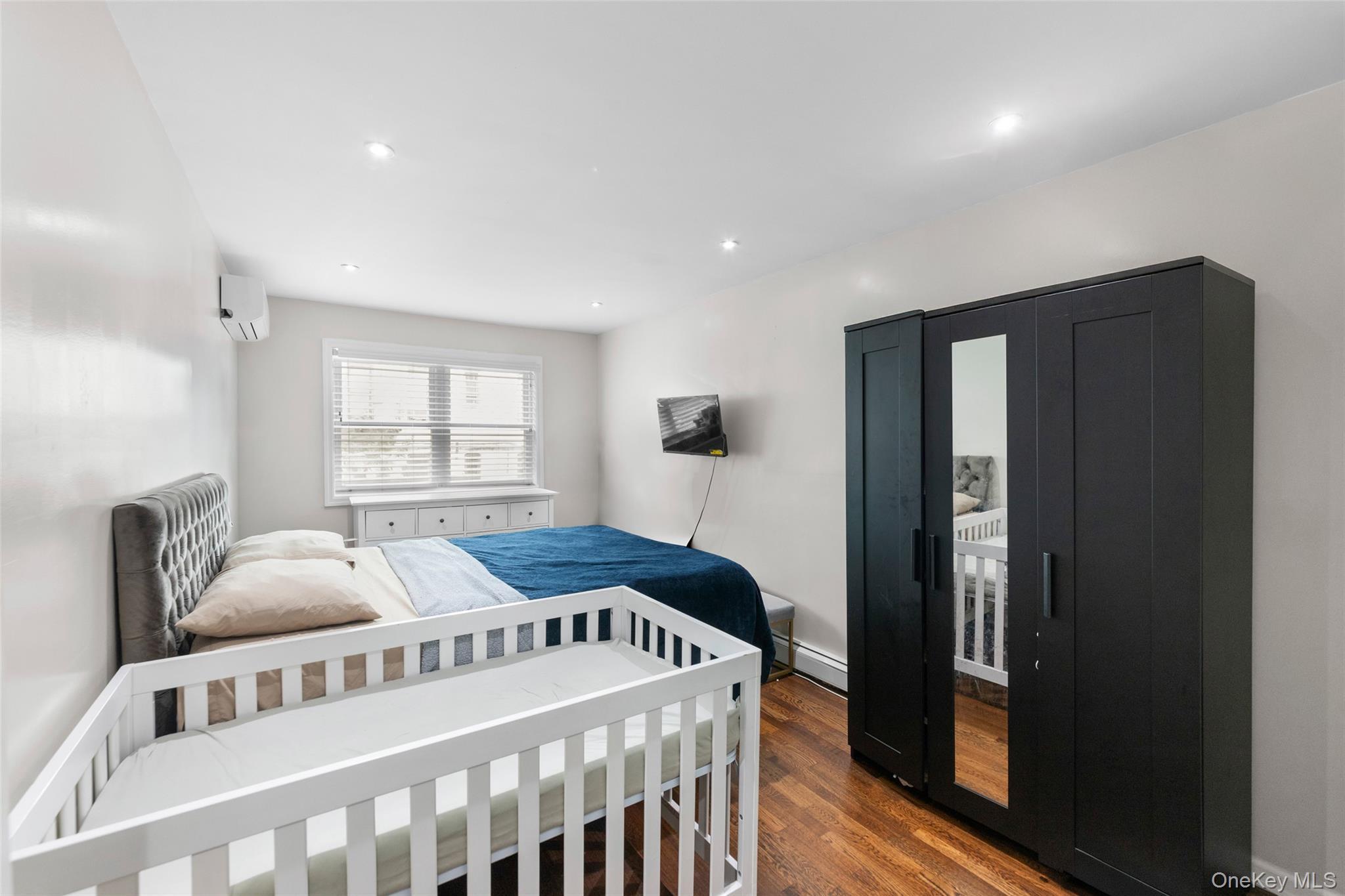 Single Family 93rd  Brooklyn, NY 11212, MLS-993544-4