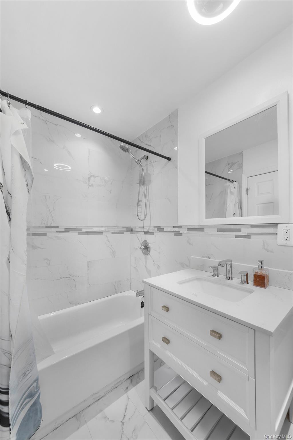 Single Family 93rd  Brooklyn, NY 11212, MLS-993544-6