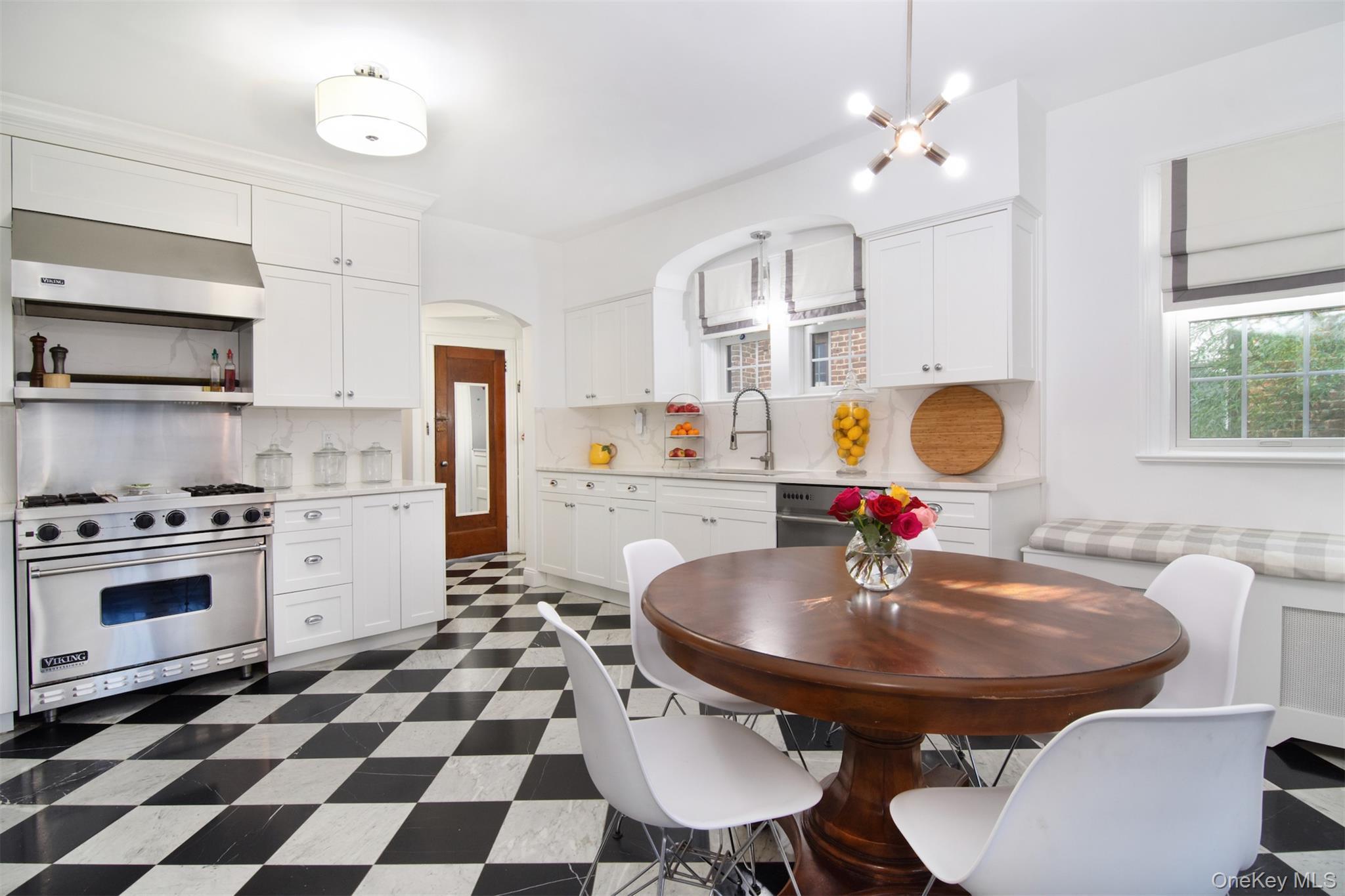 Single Family Kneeland Avenue Westchester County, NY 10705, MLS-993557-17