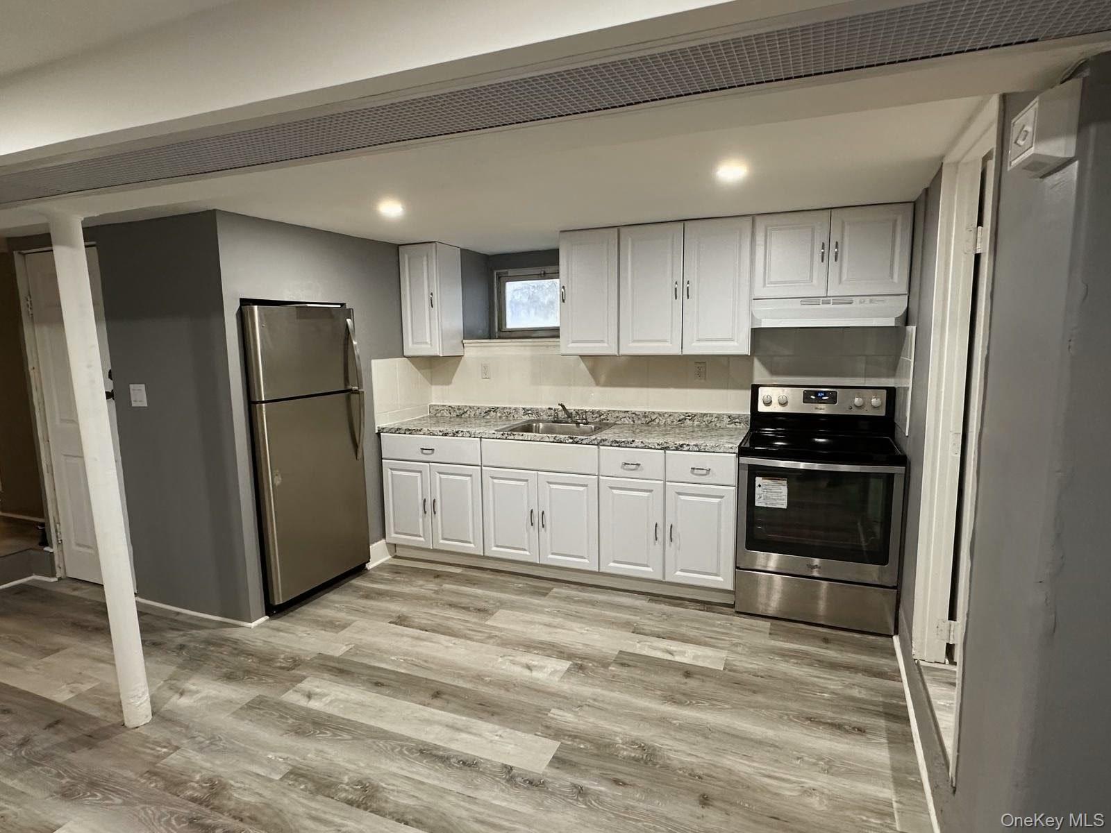 Single Family Holland  Bronx, NY 10467, MLS-993580-7
